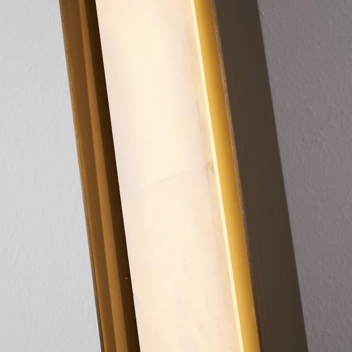 Isolde Alabaster Wall Light, Hardwired Wall Sconce, detail 38