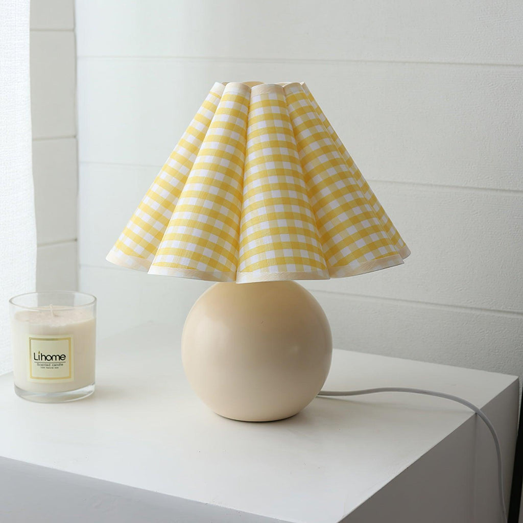 Kicsi Knife Pleat Table Light, Bedside Table Lamp, detail 2