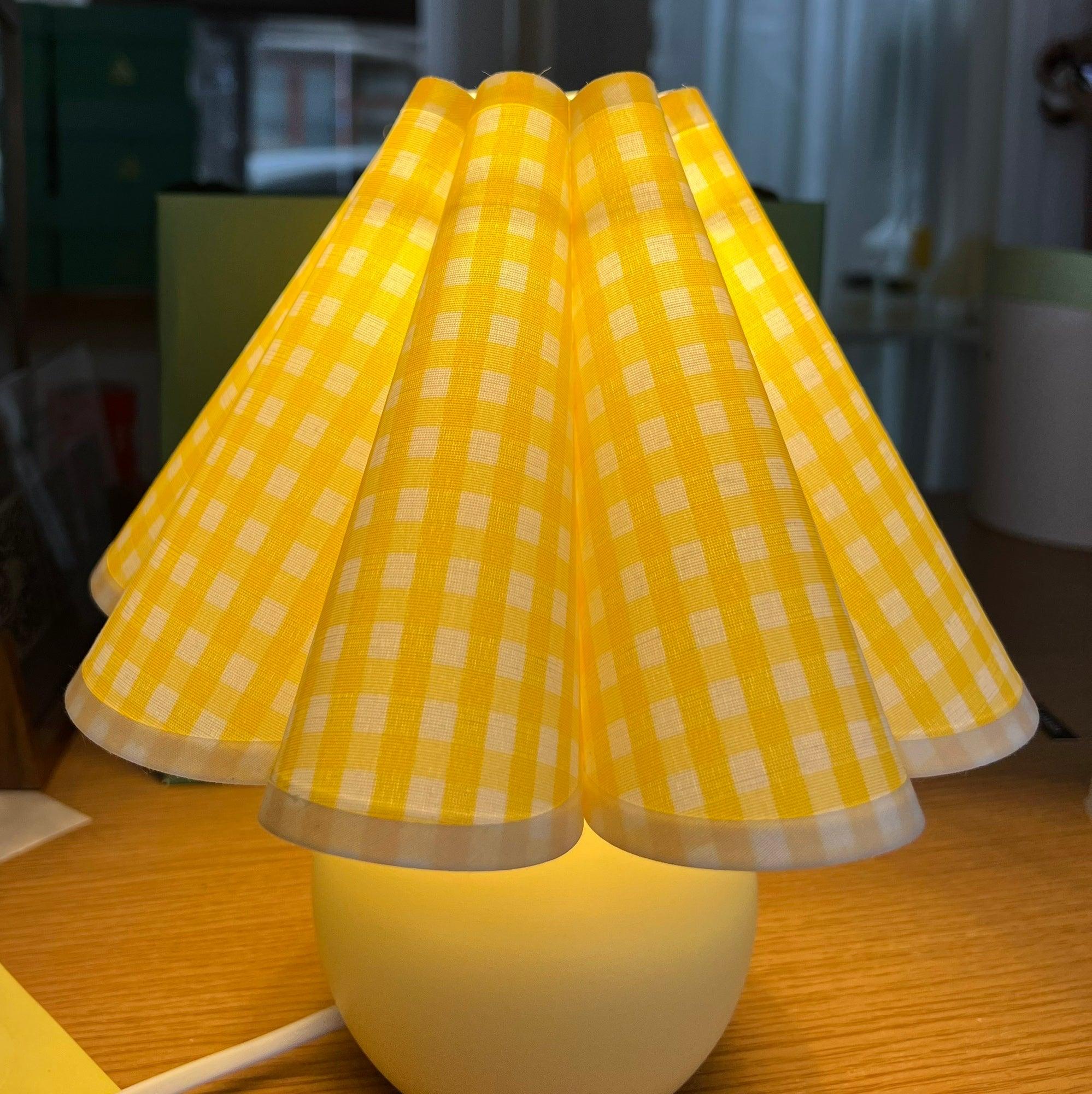 Kicsi Knife Pleat Table Light, Bedside Table Lamp, detail 33