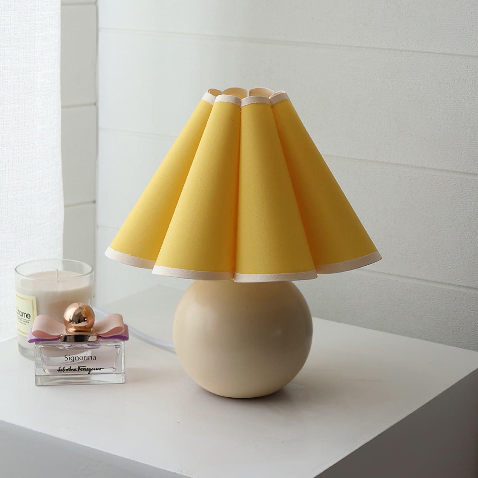 Kicsi Knife Pleat Table Light, Bedside Table Lamp, detail 6