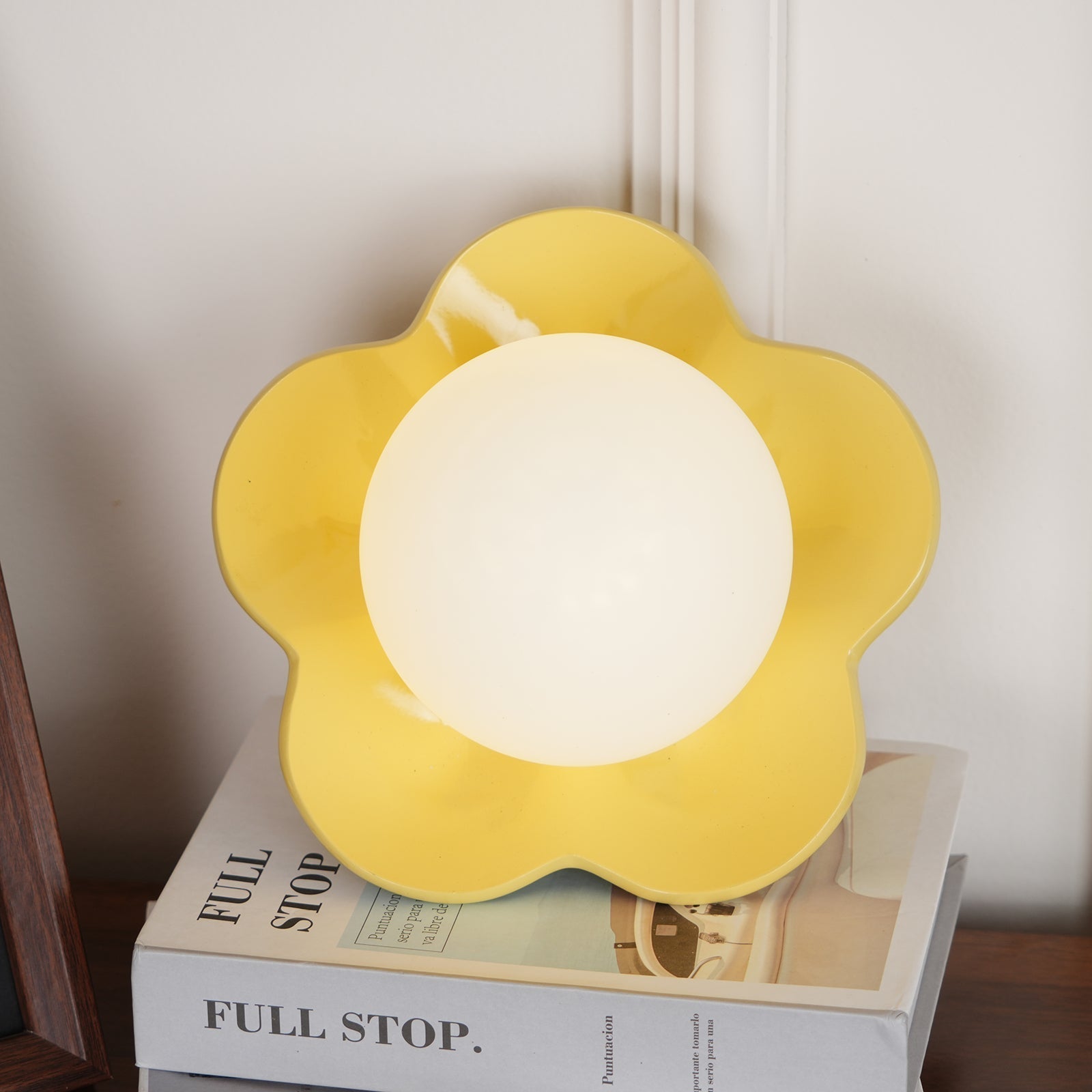 La fleur Wall Light - Dia 20cm x H 17cm Resin, Hardwired Wall Sconce, detail 58