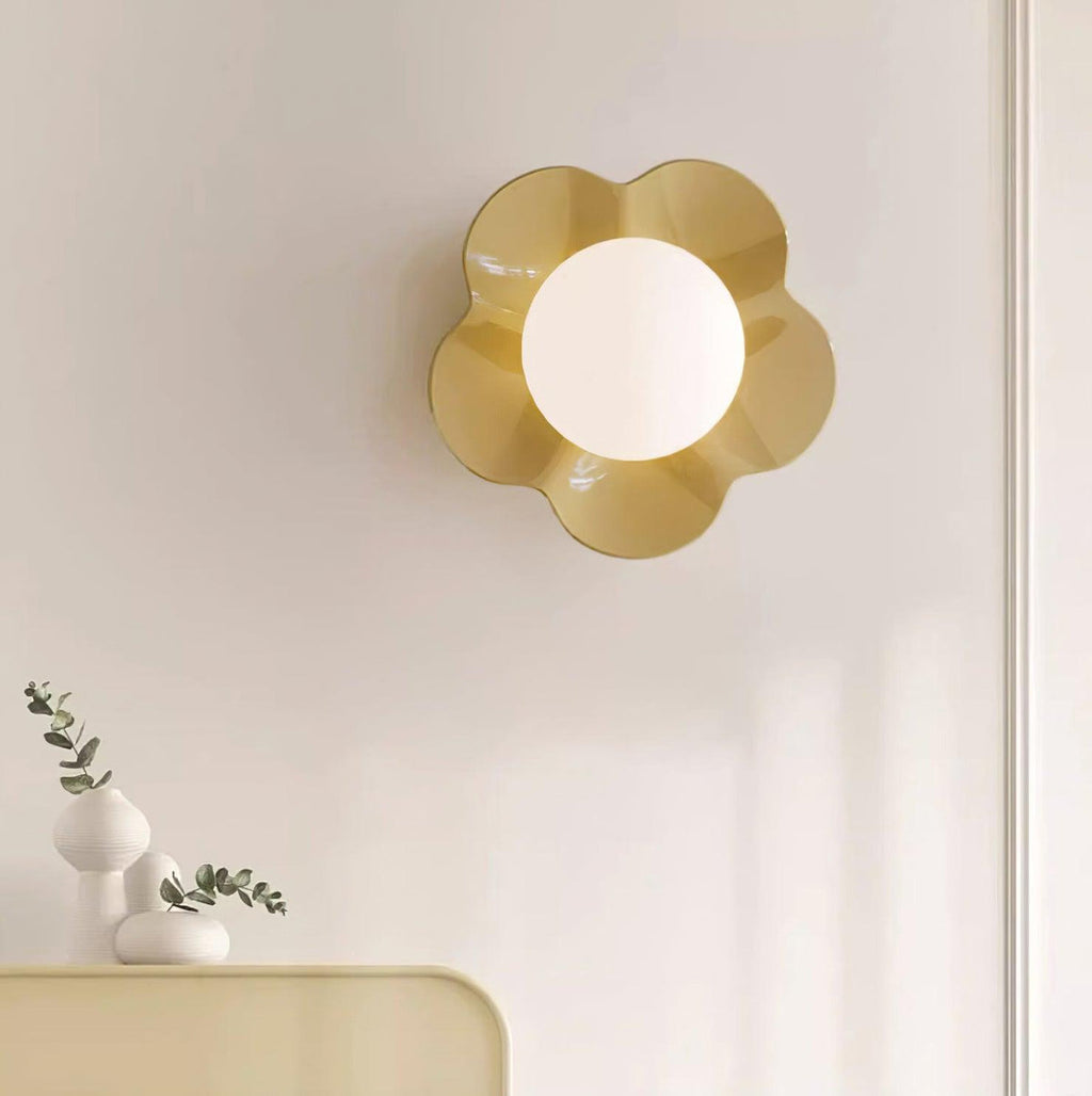 La fleur Wall Light - Φ 7.9 x H 6.7 Resin, Hardwired Wall Sconce, detail 4