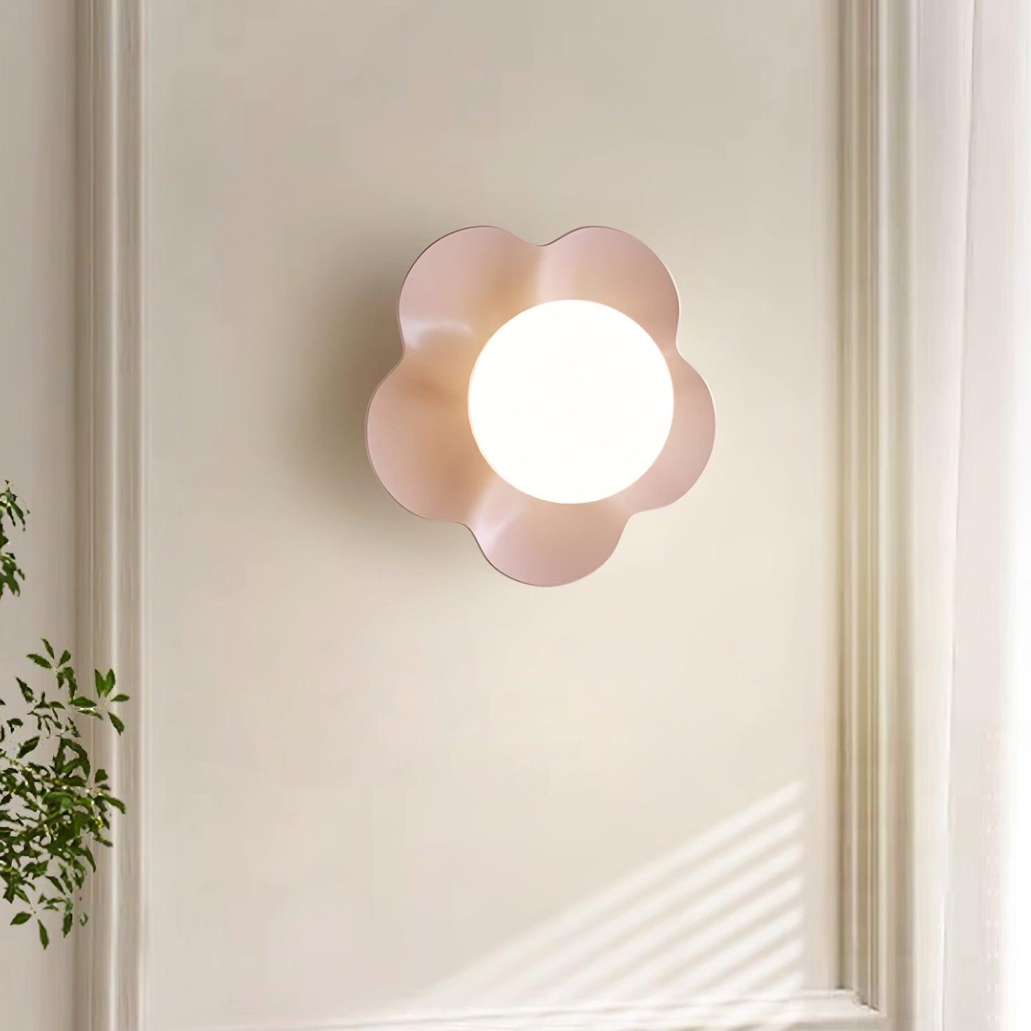 La fleur Wall Light - Φ 7.9 x H 6.7 Resin, Hardwired Wall Sconce, detail 2