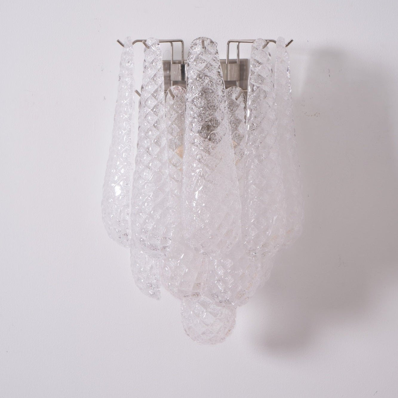 Lagoon Bloom Wall Light, Hardwired Wall Sconce, detail 39