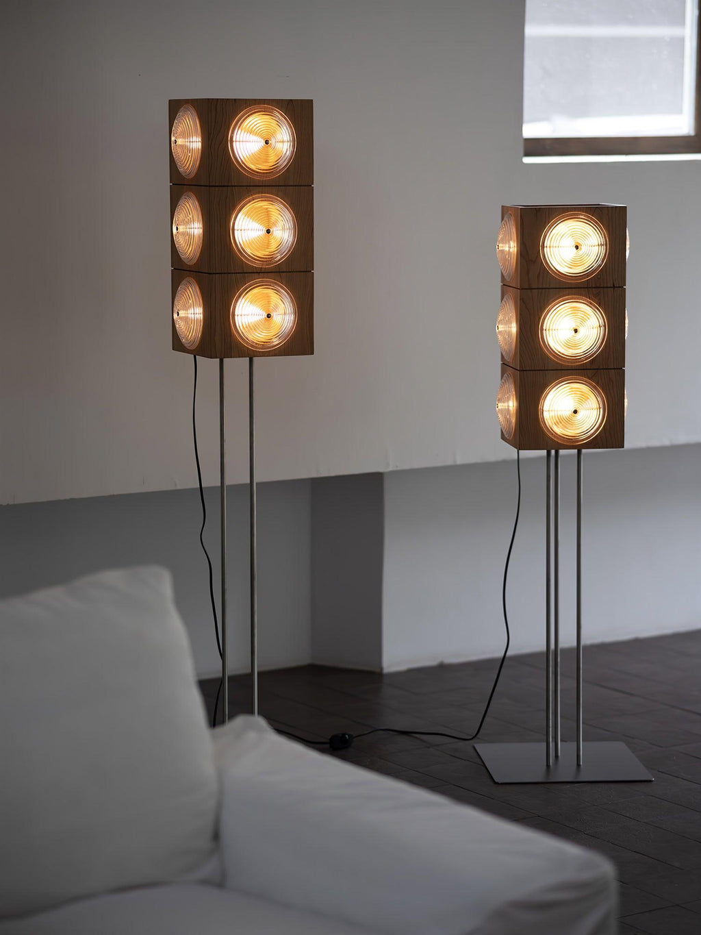Cinematic Lightbox Camera Floor Light, Floor Lamp, detail 4