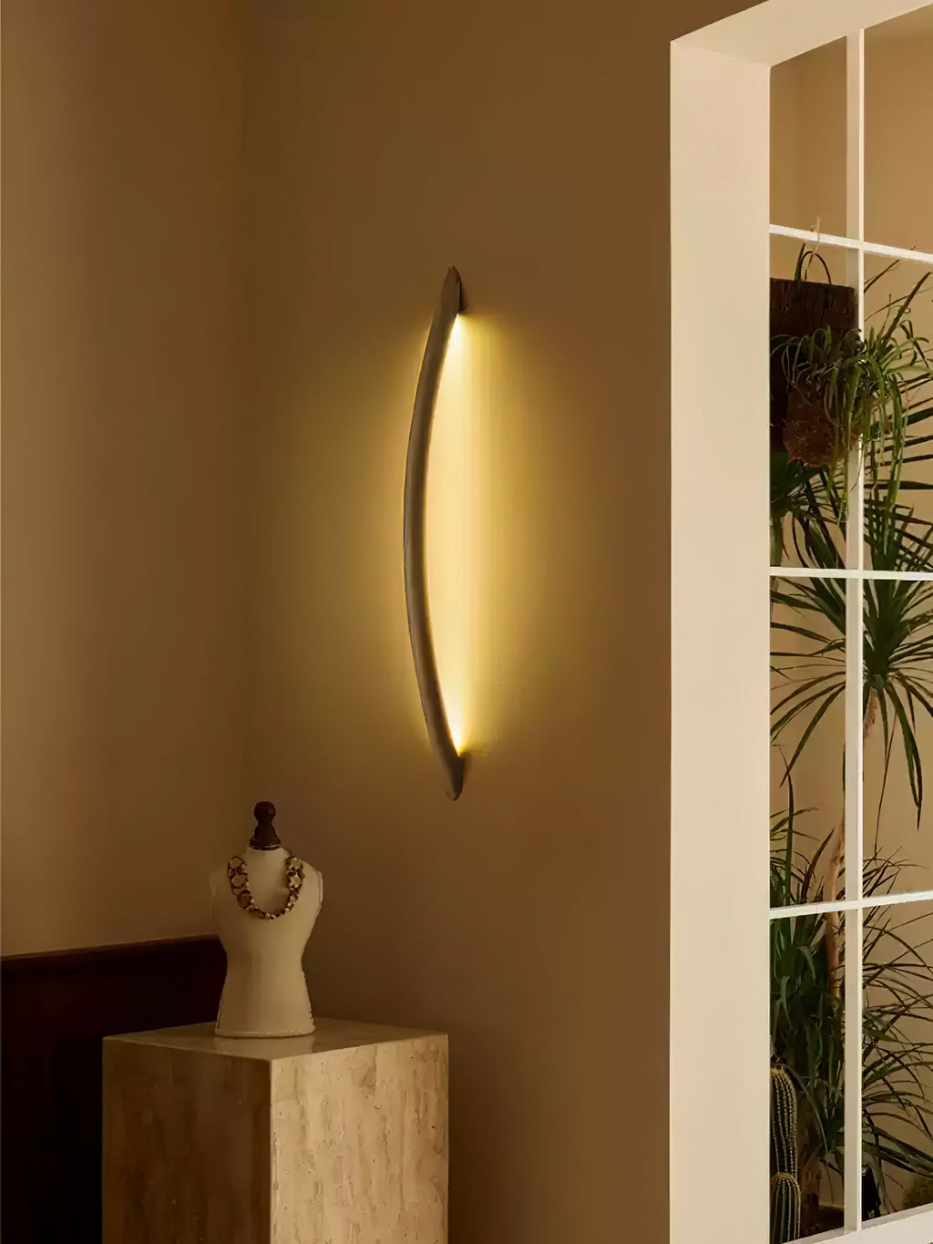 Linea Wood Wall Light, Hardwired Wall Sconce, detail 5