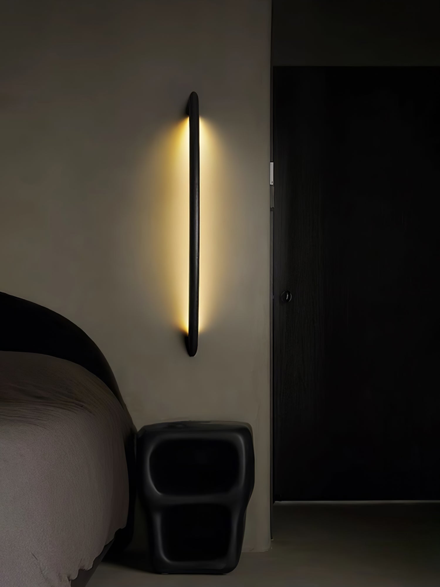Linea Wood Wall Light, Hardwired Wall Sconce, detail 11