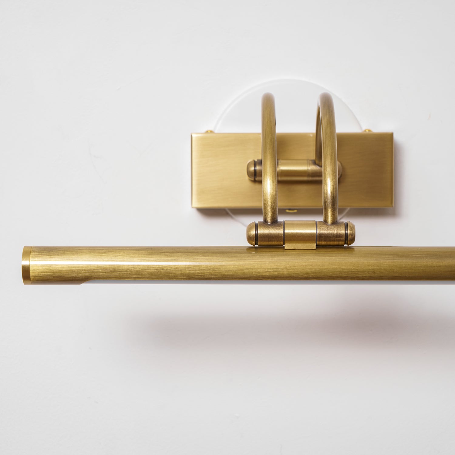 Linear Vanity Wall Fixture - L 17.7″ x H 7.1″ Brass, Bathroom Vanity Light, detail 15