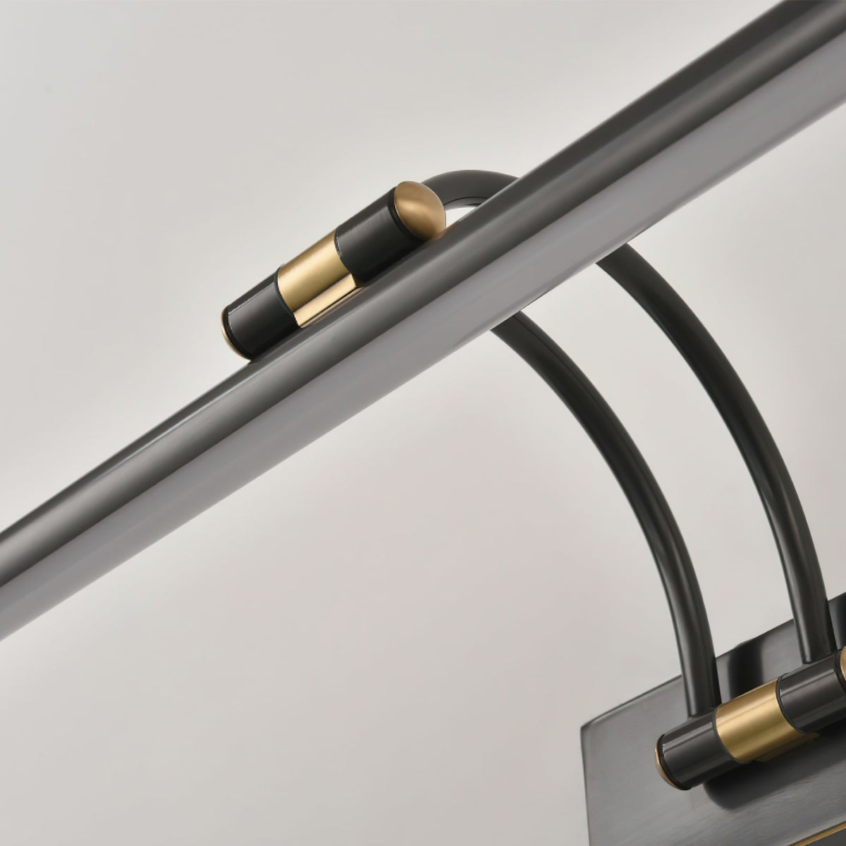 Linear Vanity Wall Fixture - L 17.7″ x H 7.1″ Brass, Bathroom Vanity Light, detail 17