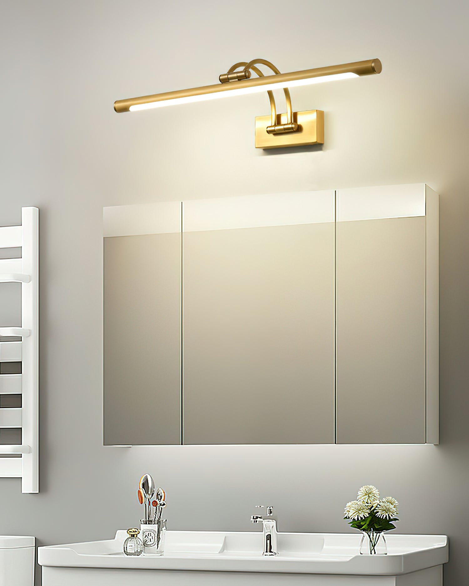Linear Vanity Wall Fixture - L 17.7″ x H 7.1″ Brass, Bathroom Vanity Light, detail 4