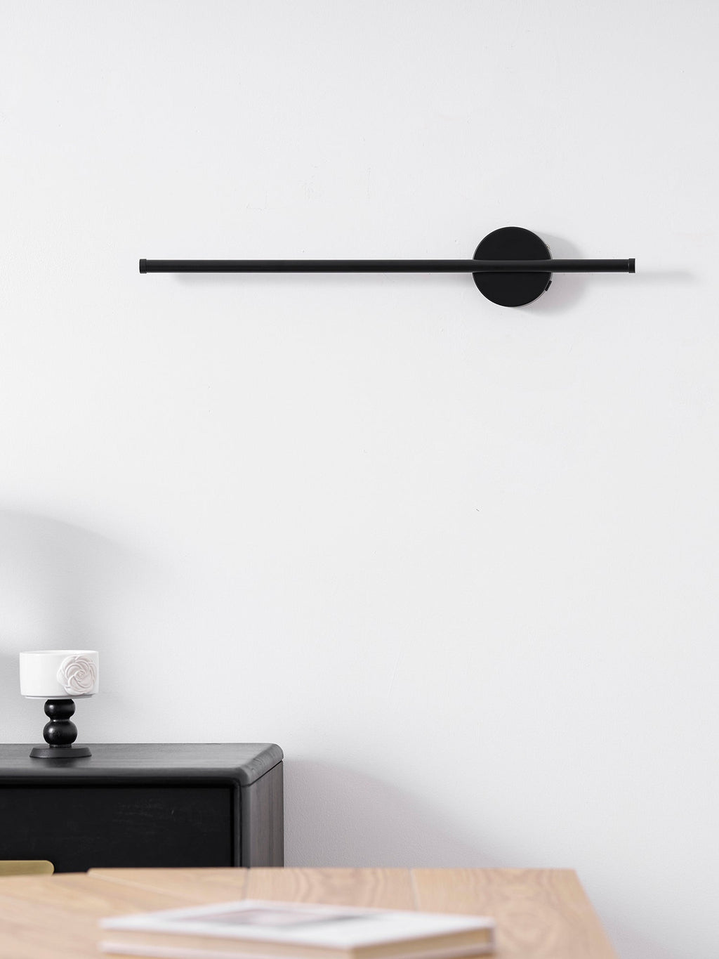 Linearo Rechargeable Wall Light, Bathroom Wall Sconce, detail 15