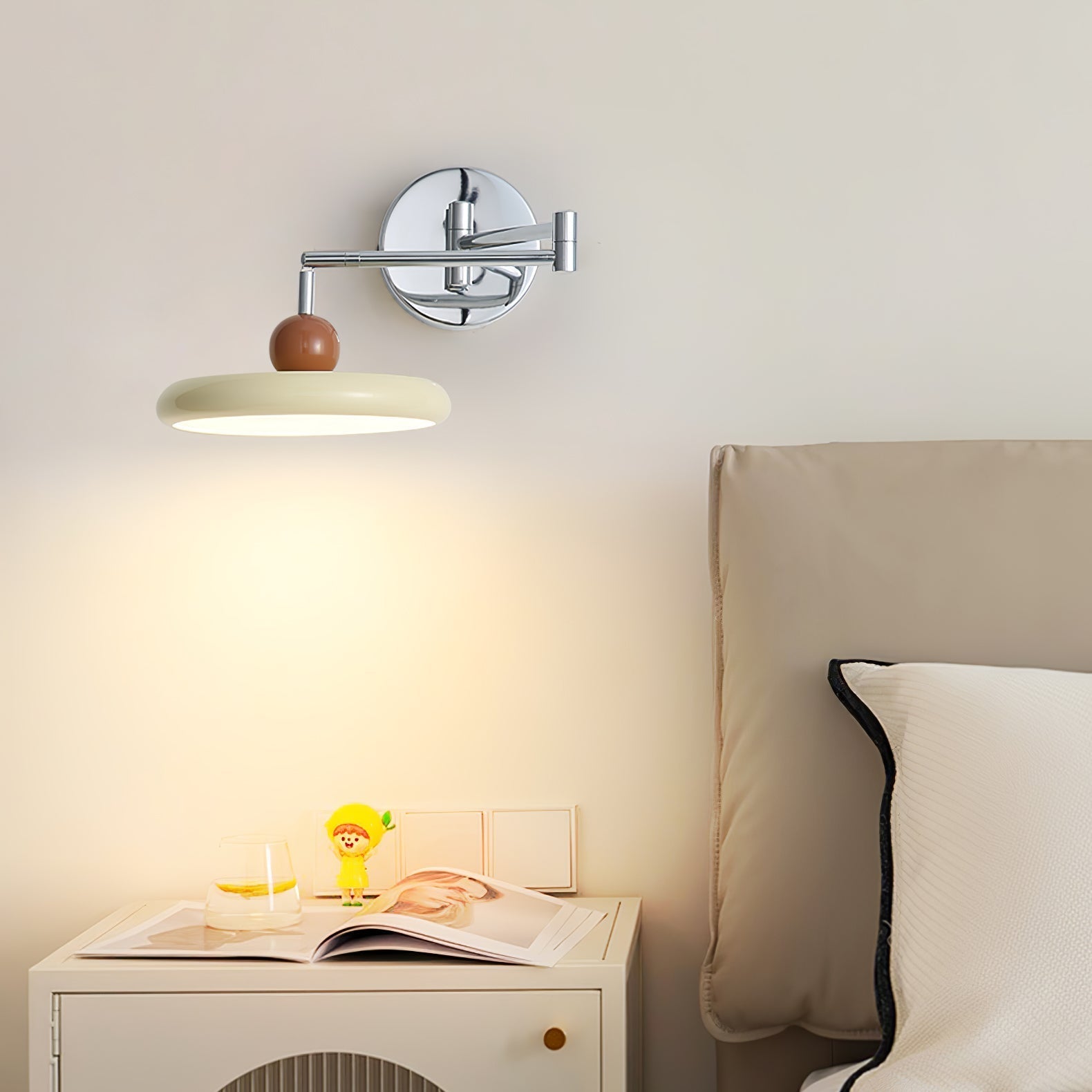 Lola Pivot Arm Wall Light, Hardwired Wall Sconce, detail 13
