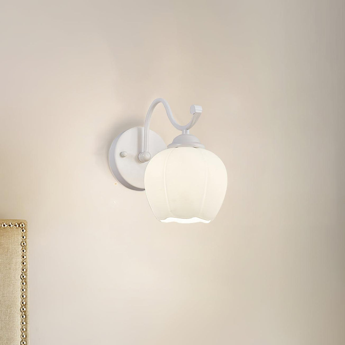 Lomance Lily Wall Light, Hardwired Wall Sconce, detail 5