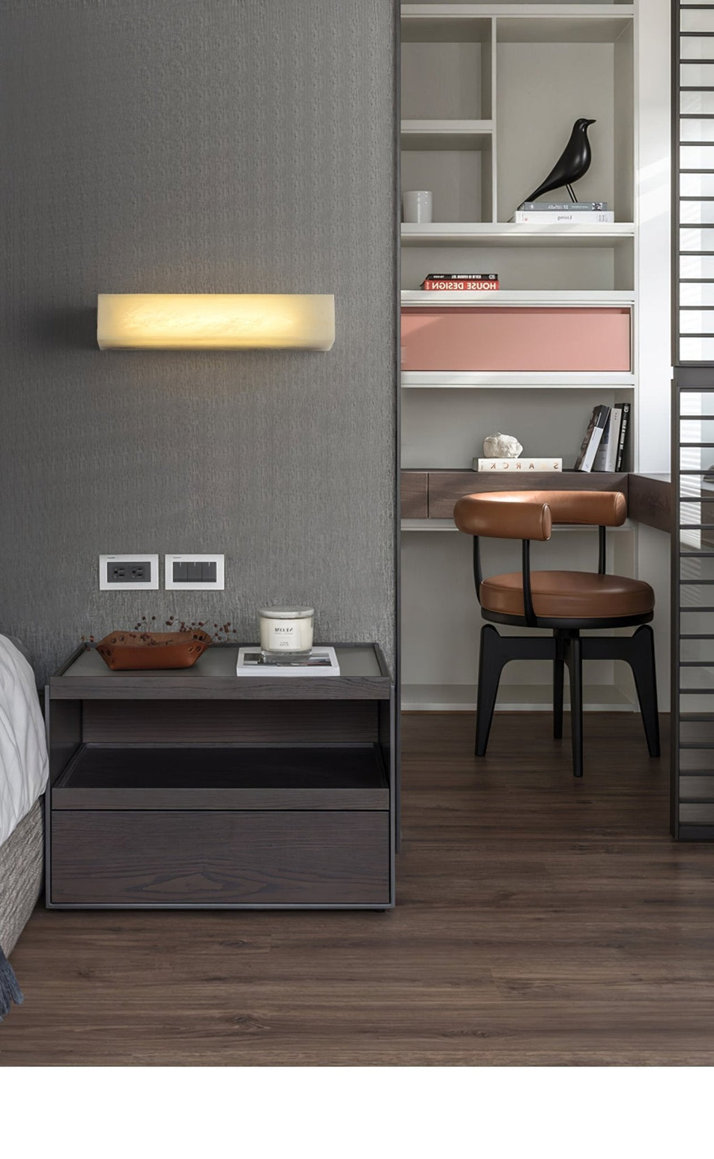 Lucent Pillar Wall Light, Hardwired Wall Sconce, detail 15