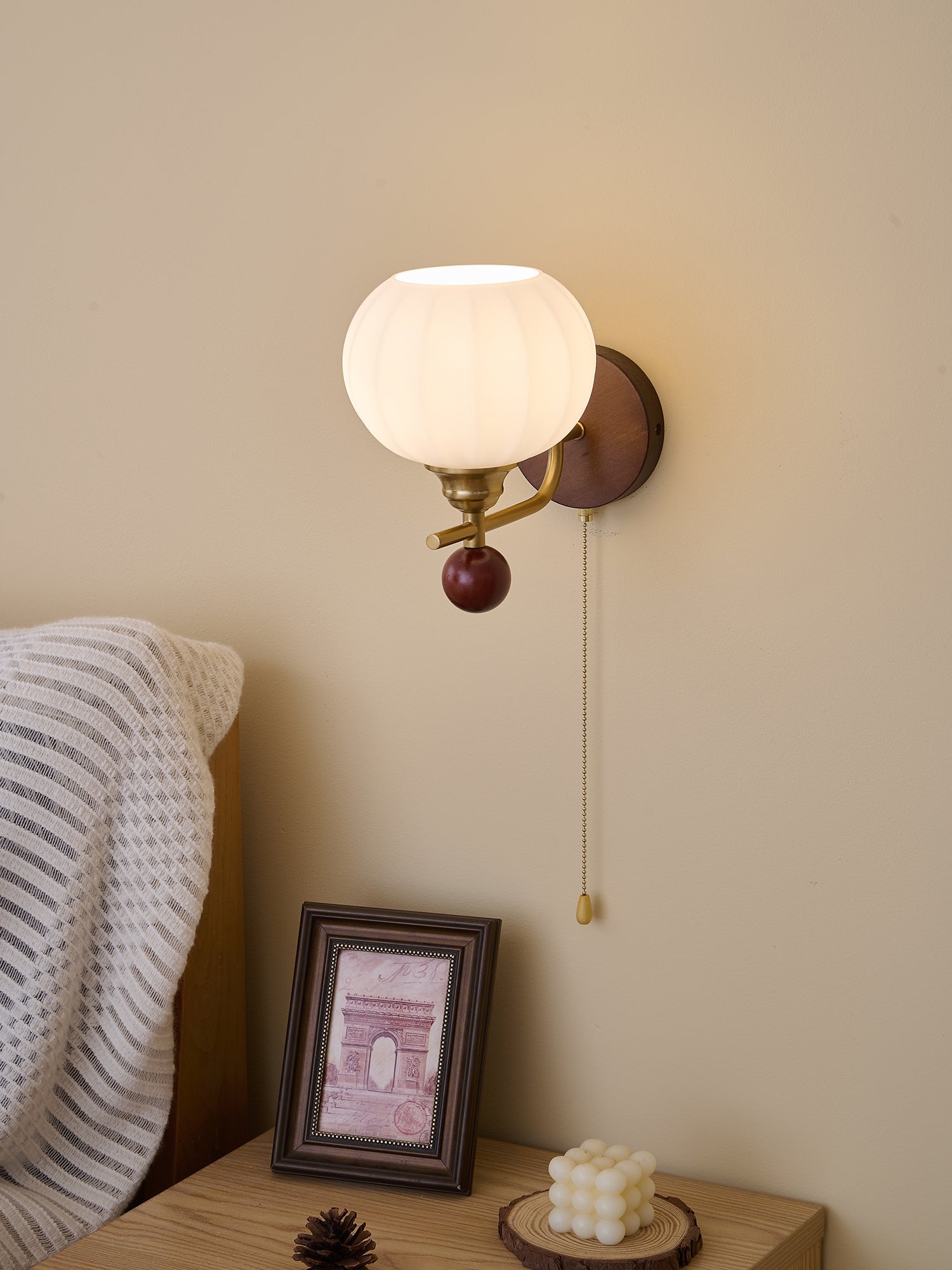 Lumea Crest Wall Light, Hardwired Wall Sconce, detail 7