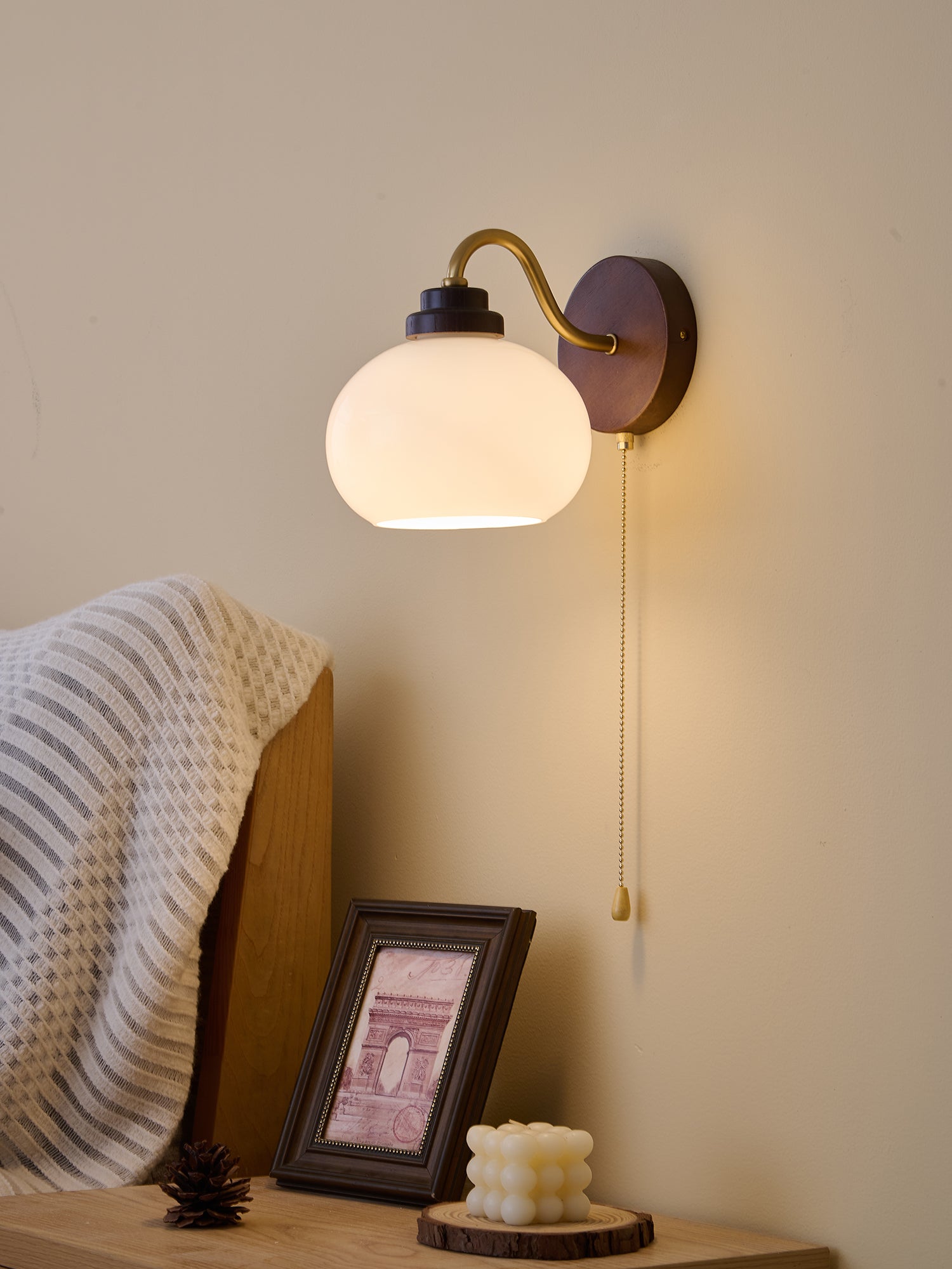 Lumea Crest Wall Light, Hardwired Wall Sconce, detail 11