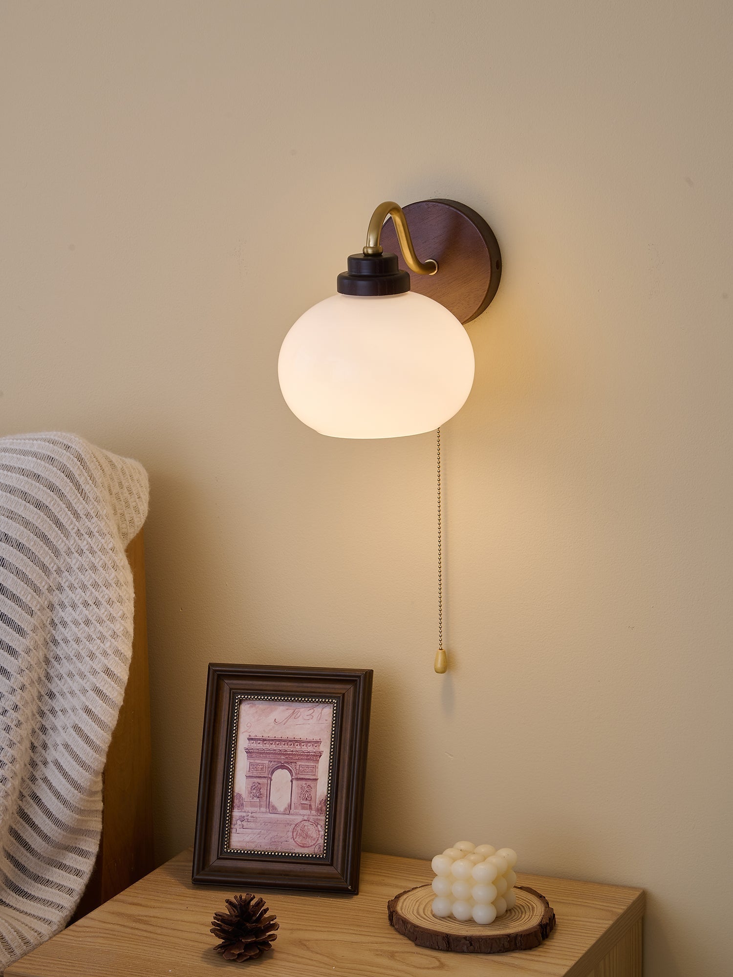 Lumea Crest Wall Light, Hardwired Wall Sconce, detail 16
