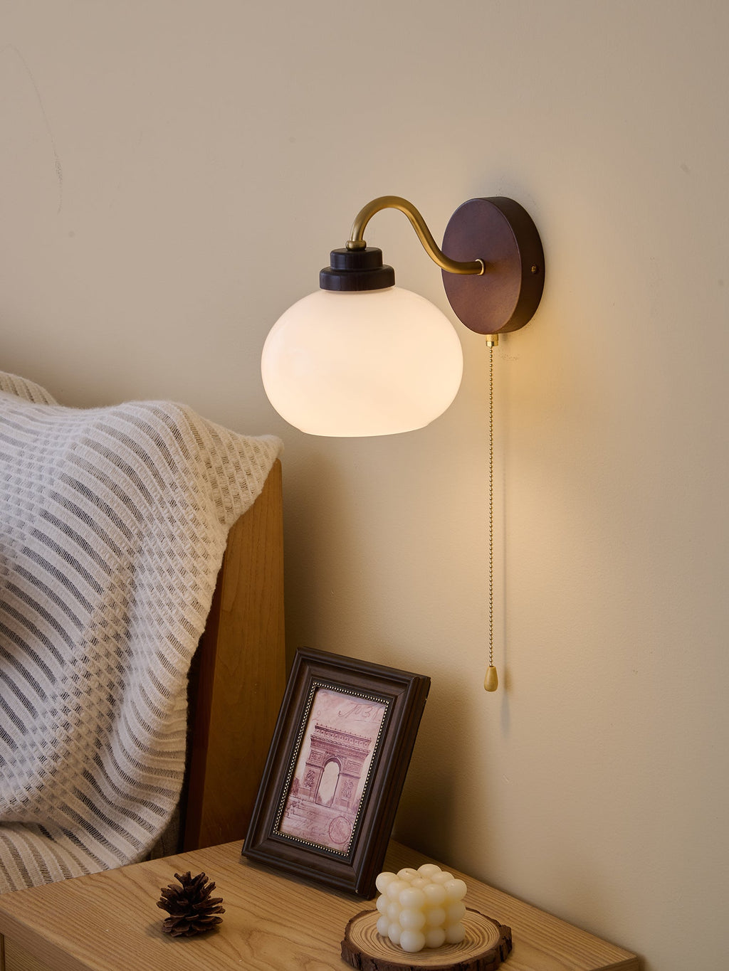 Lumea Crest Wall Light, Hardwired Wall Sconce, detail 18