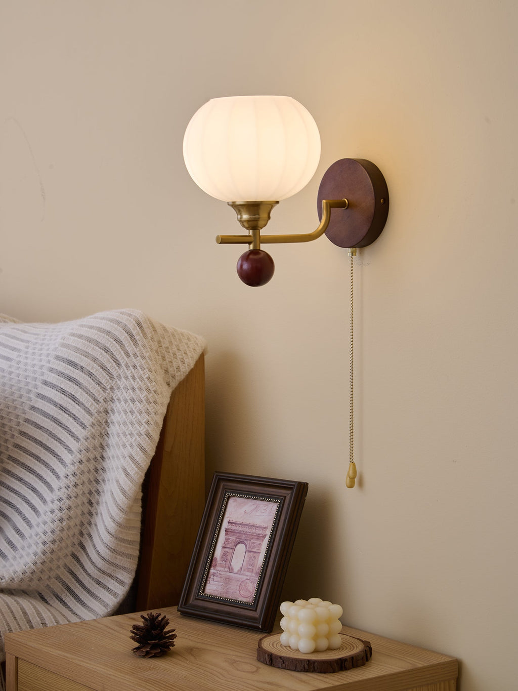 Lumea Crest Wall Light, Hardwired Wall Sconce, detail 30