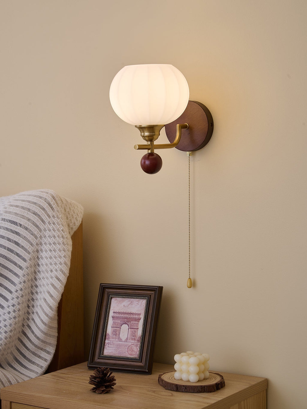 Lumea Crest Wall Light, Hardwired Wall Sconce, detail 3