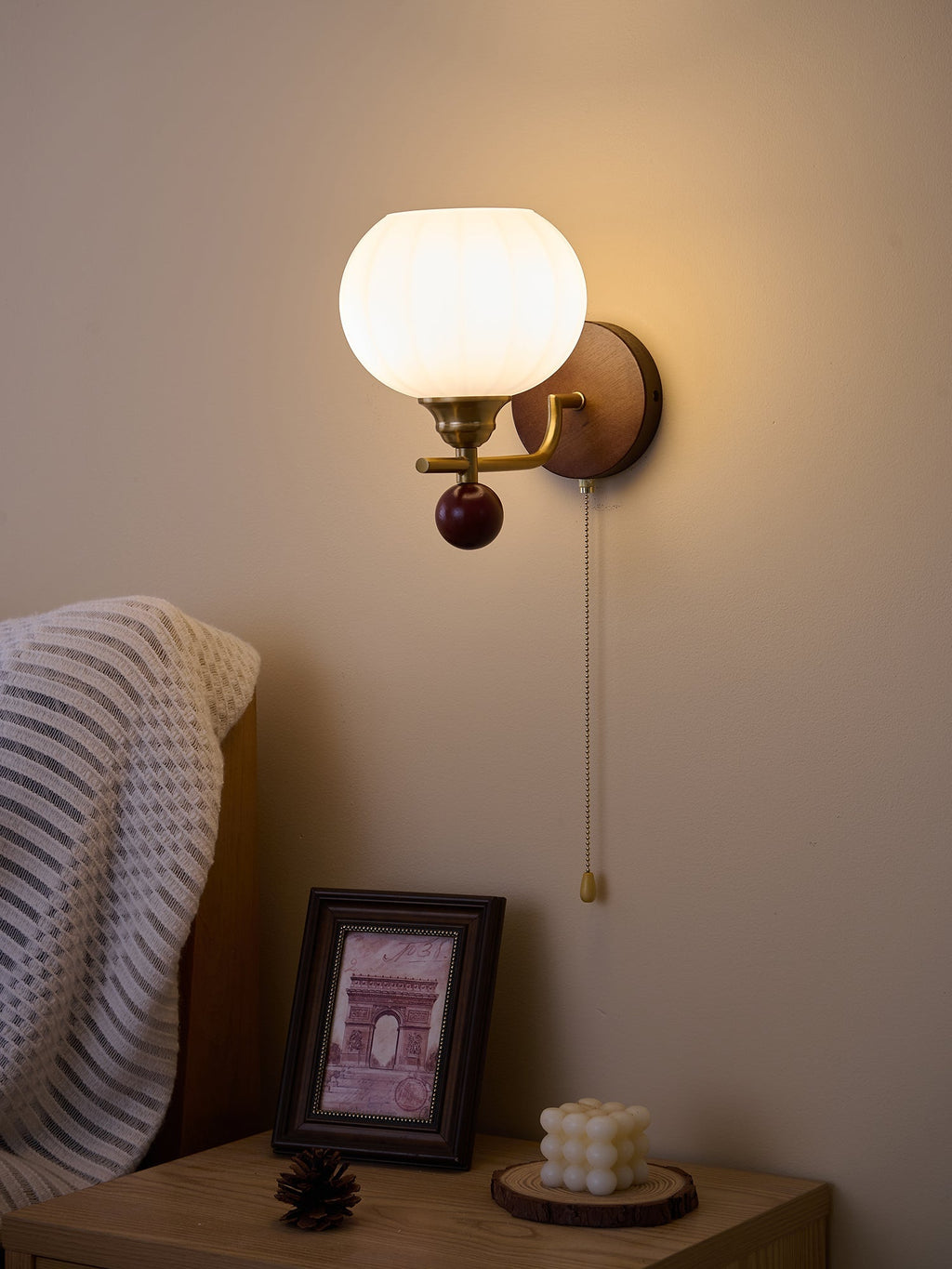 Lumea Crest Wall Light, Hardwired Wall Sconce, detail 4