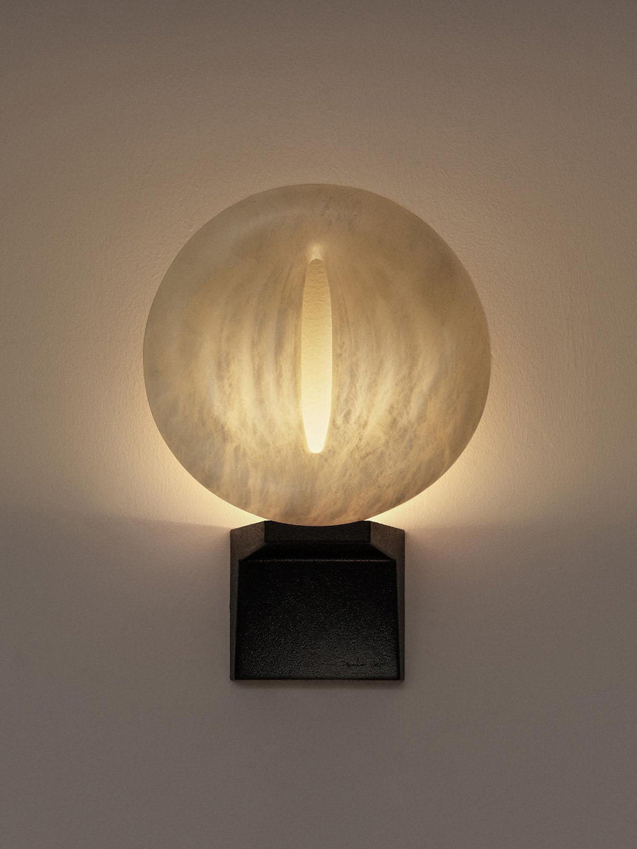 Lumen Rift Alabaster Wall Light, Hardwired Wall Sconce, detail 24