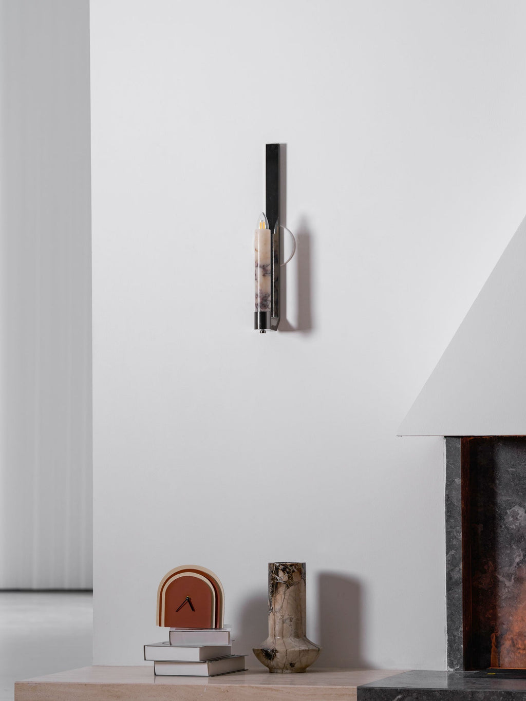 Lumivolt Alabaster Wall Light - Dia 13cm x H 54cm Metal, Hardwired Wall Sconce, detail 8