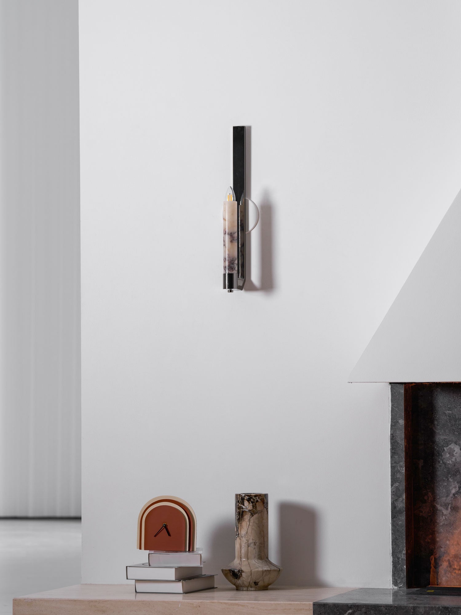Lumivolt Alabaster Wall Light - Dia 13cm x H 54cm Metal, Hardwired Wall Sconce, detail 8