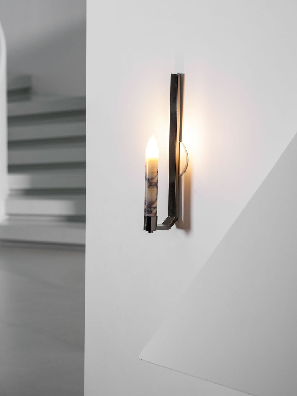 Lumivolt Alabaster Wall Light - Dia 13cm x H 54cm Metal, Hardwired Wall Sconce, detail 3