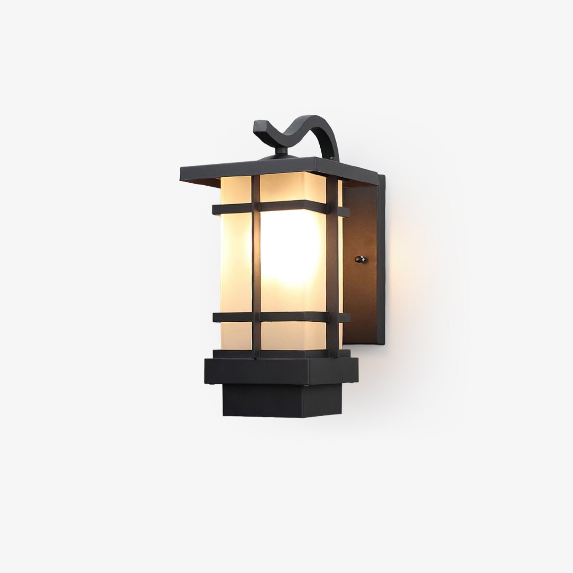 Madison Lantern Exterior Wall Light, Outdoor Wall Light, Aluminum, L 25cm x W 11cm x H 33cm