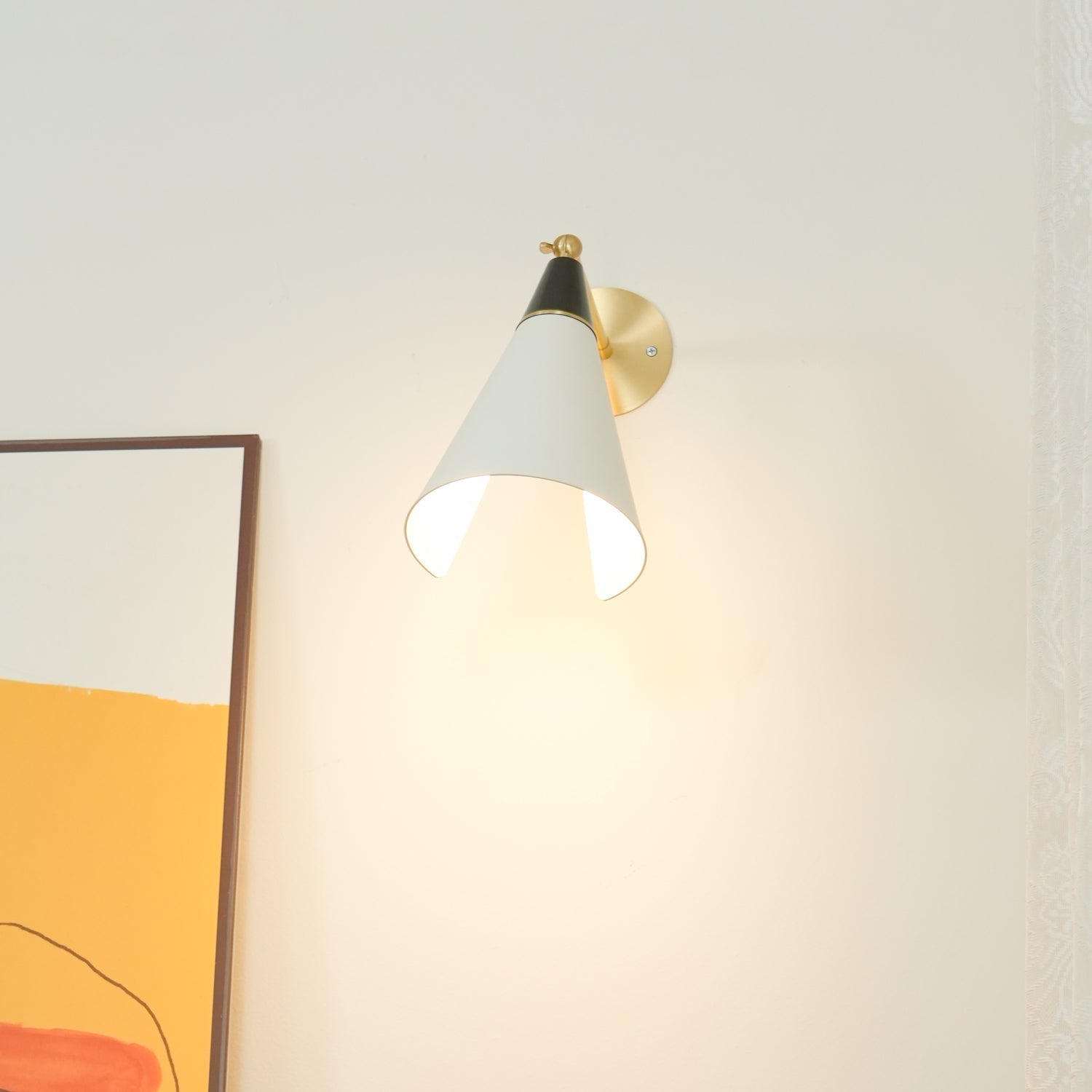 Petite Magari Wall Light, Hardwired Wall Sconce, detail 6
