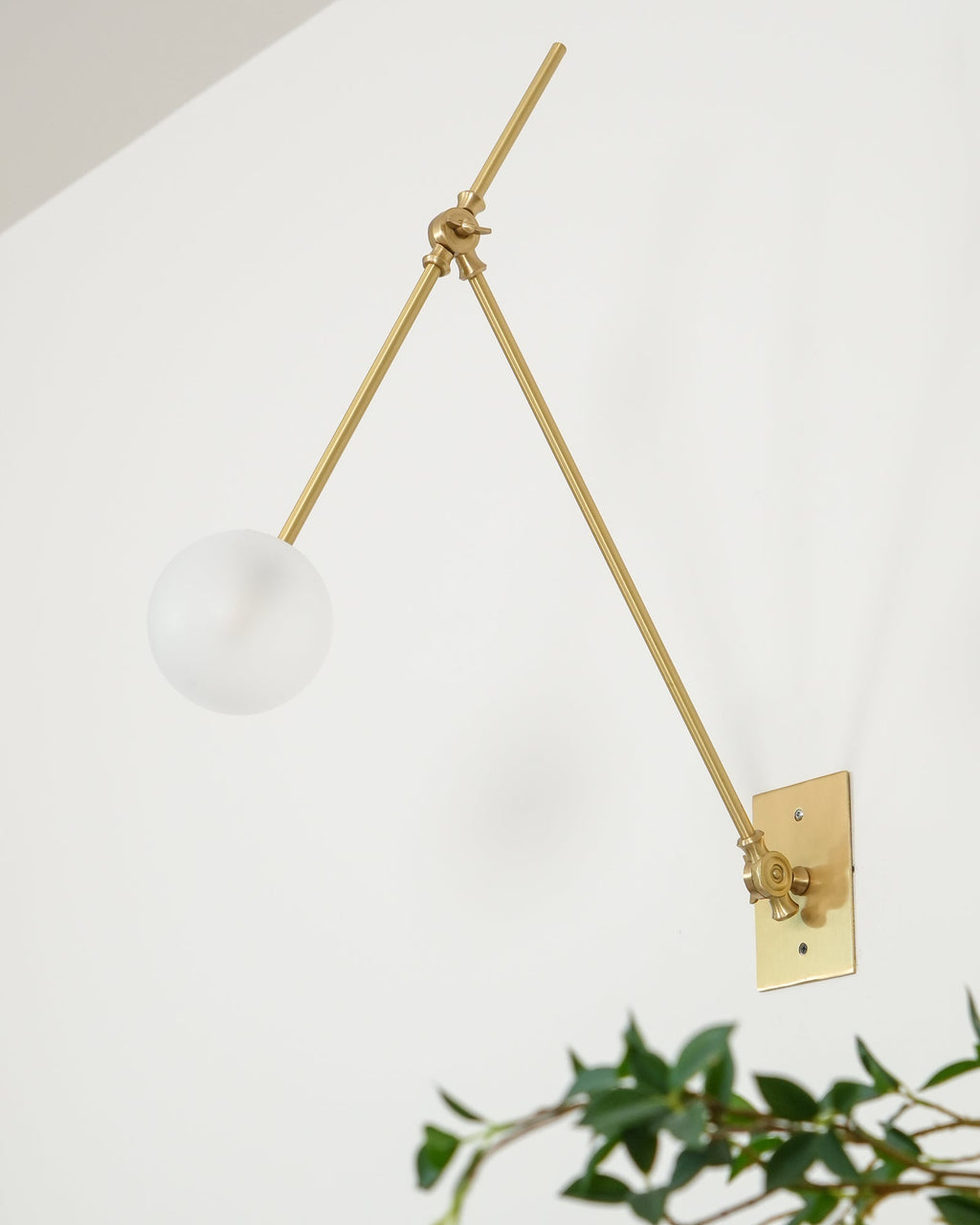 Auguri Wall Light, Hardwired Wall Sconce, detail 2