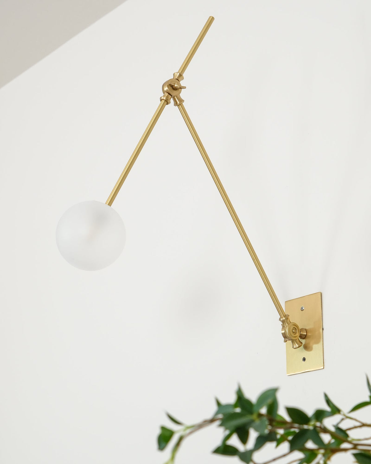Auguri Wall Light, Hardwired Wall Sconce, detail 2