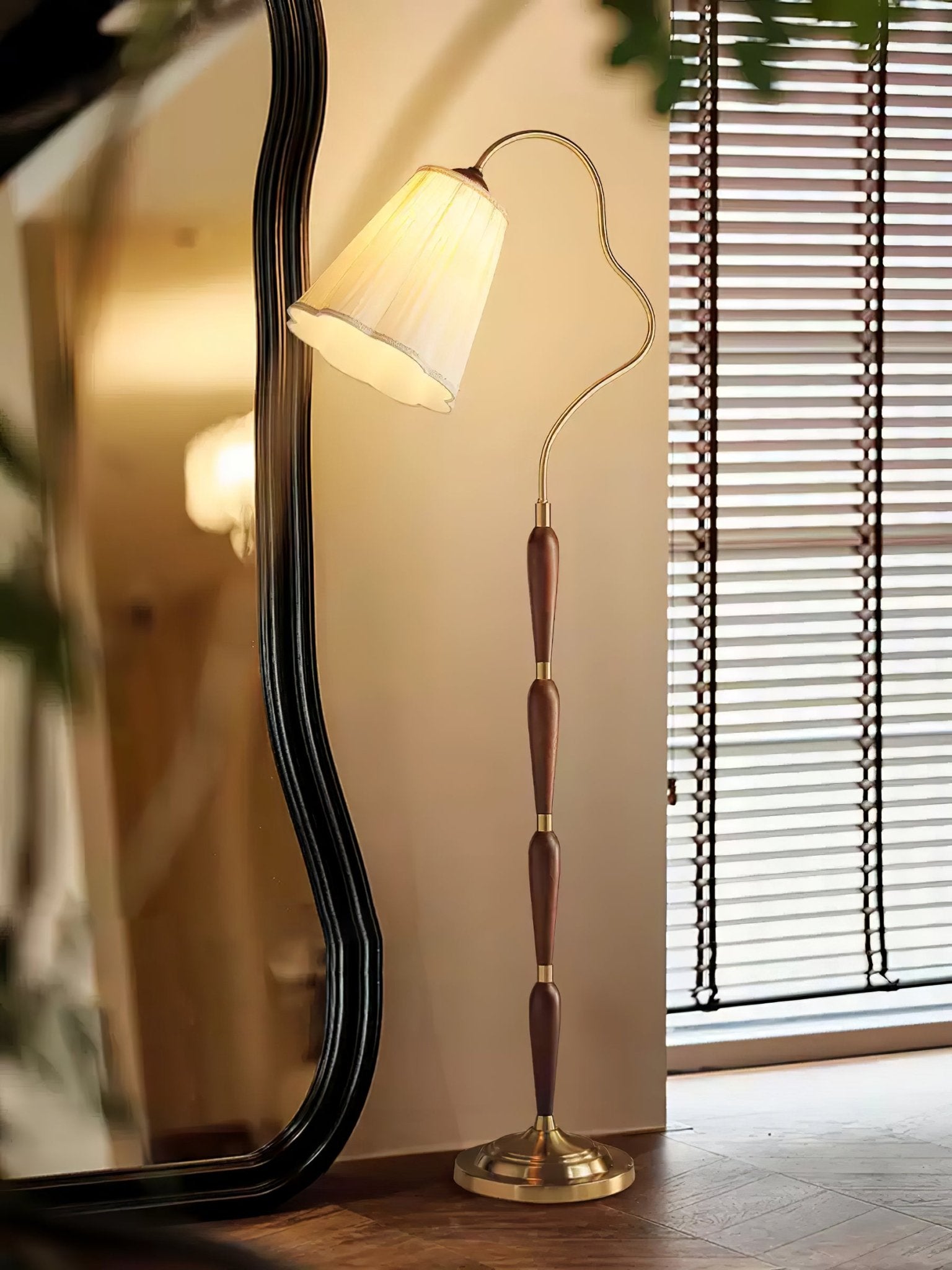 Marcellus Arc Floor Light, Floor Lamp, detail 2