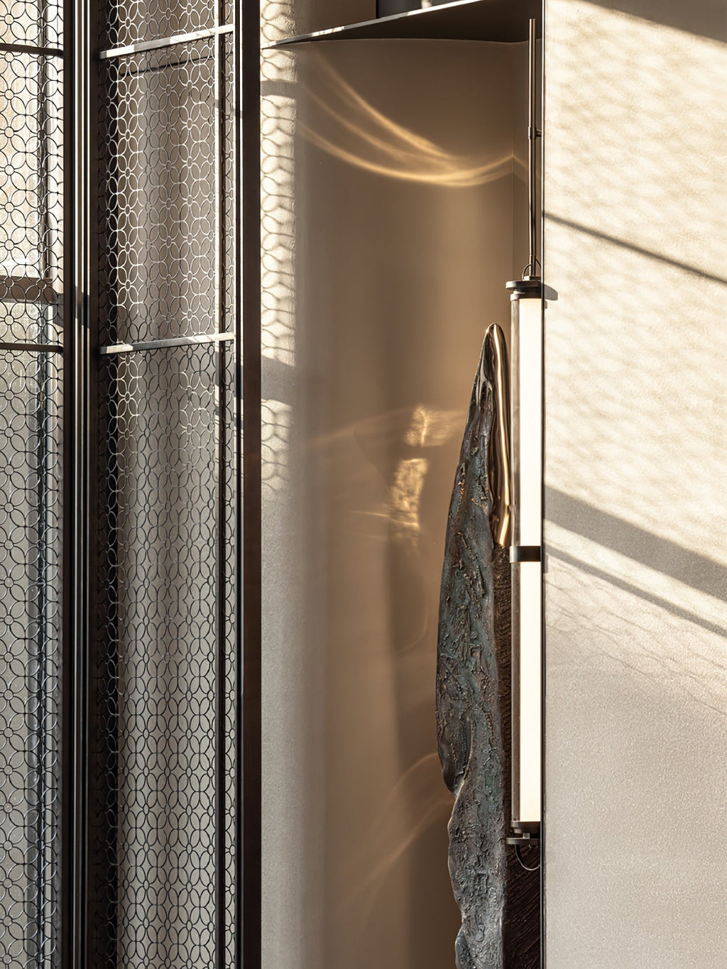 Meridian Vertical Wall Light, Hardwired Wall Sconce, detail 16