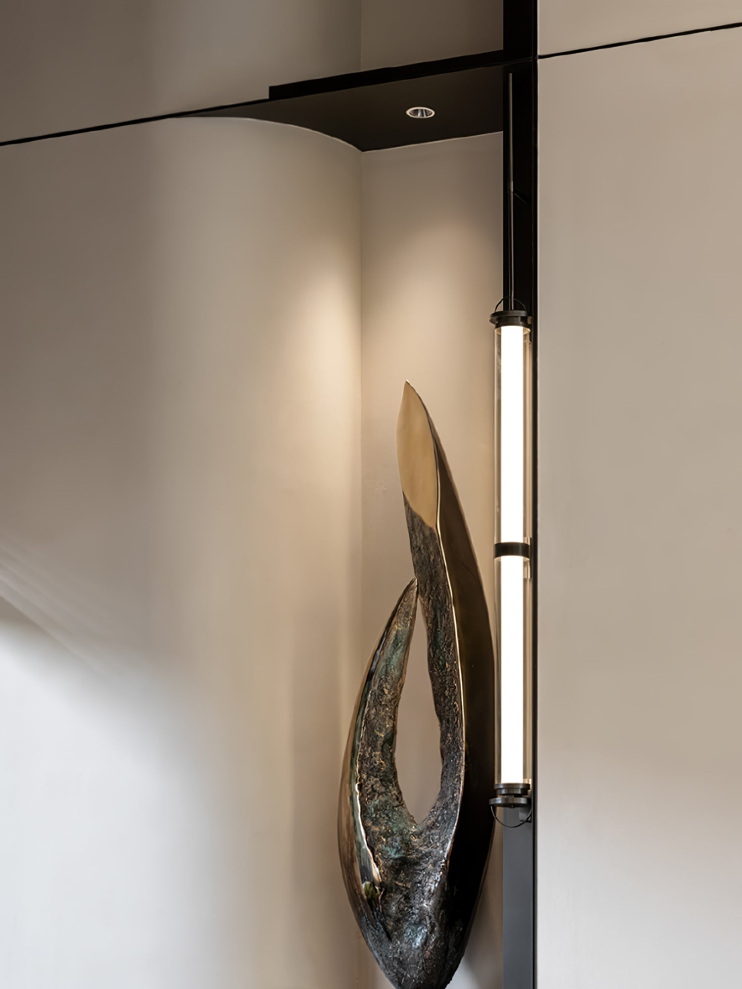 Meridian Vertical Wall Light, Hardwired Wall Sconce, detail 7