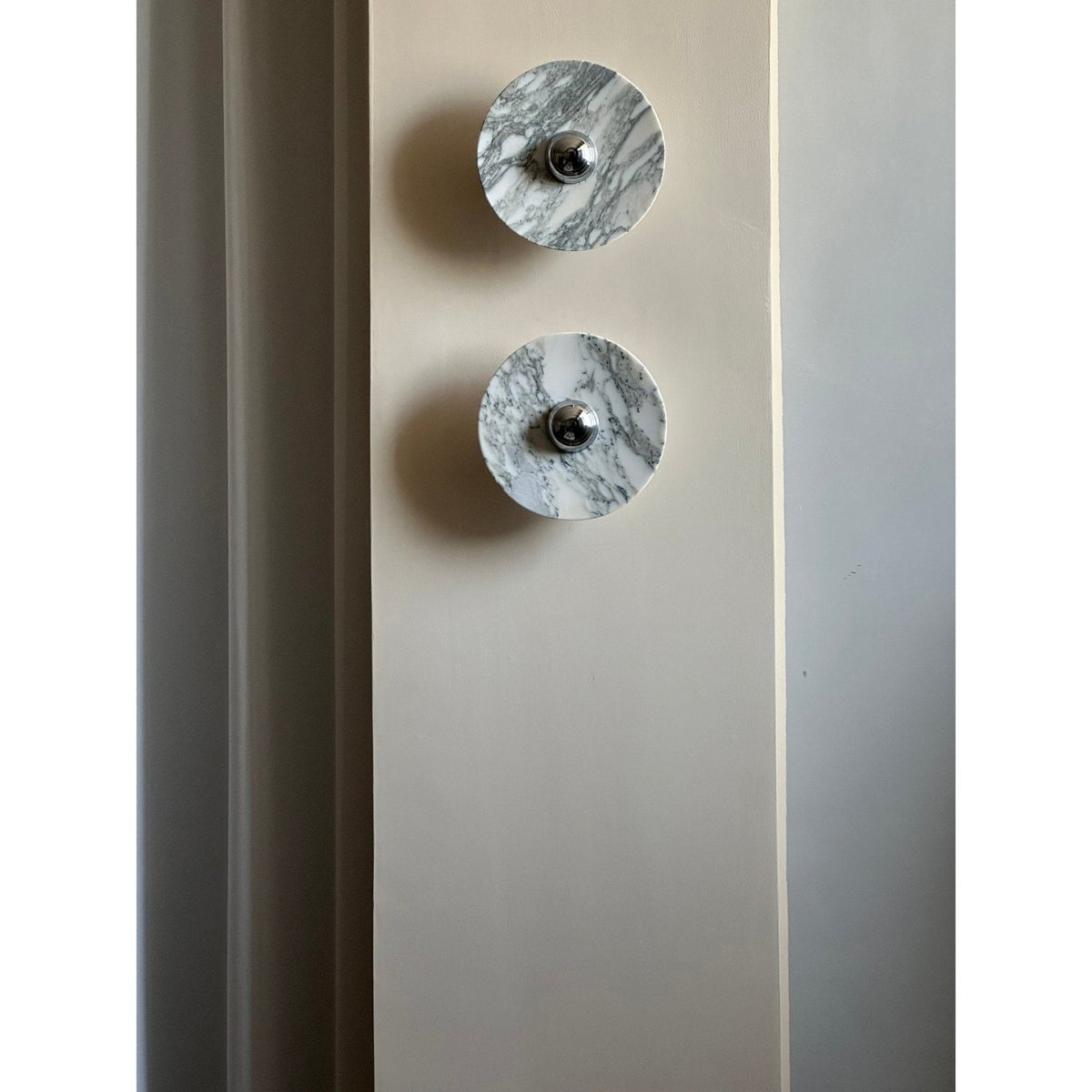 Messier Marble Wall Light, Hardwired Wall Sconce, detail 19