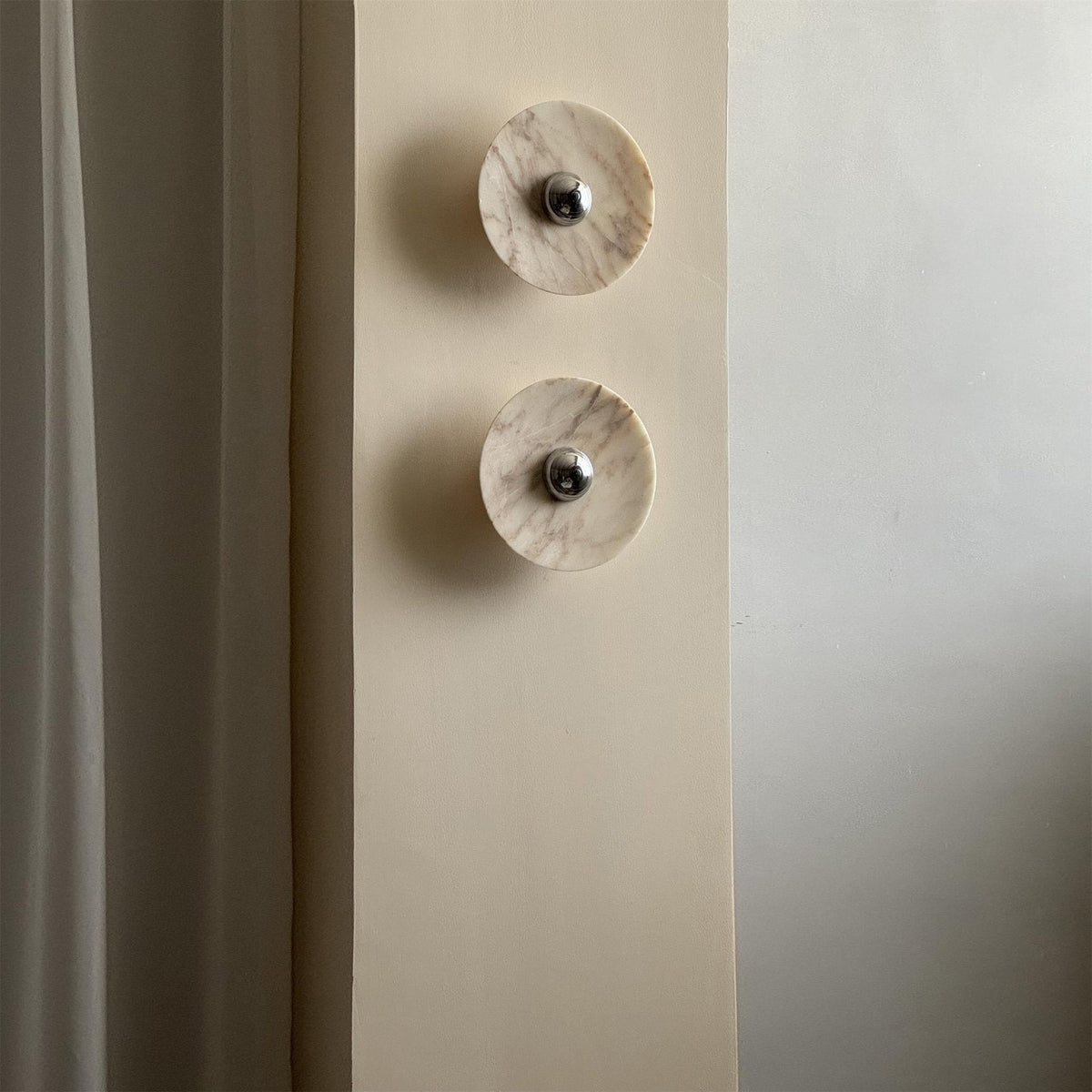 Messier Marble Wall Light, Hardwired Wall Sconce, detail 11