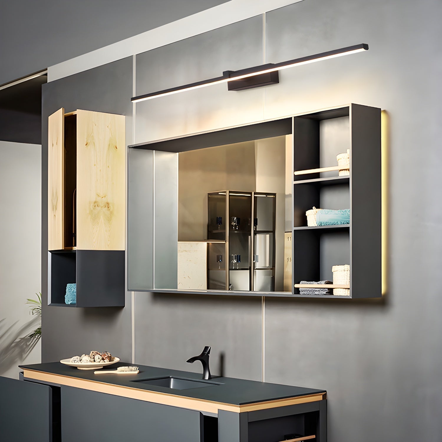Metal Linear Mirror Wall Light, Hardwired Wall Sconce, detail 2