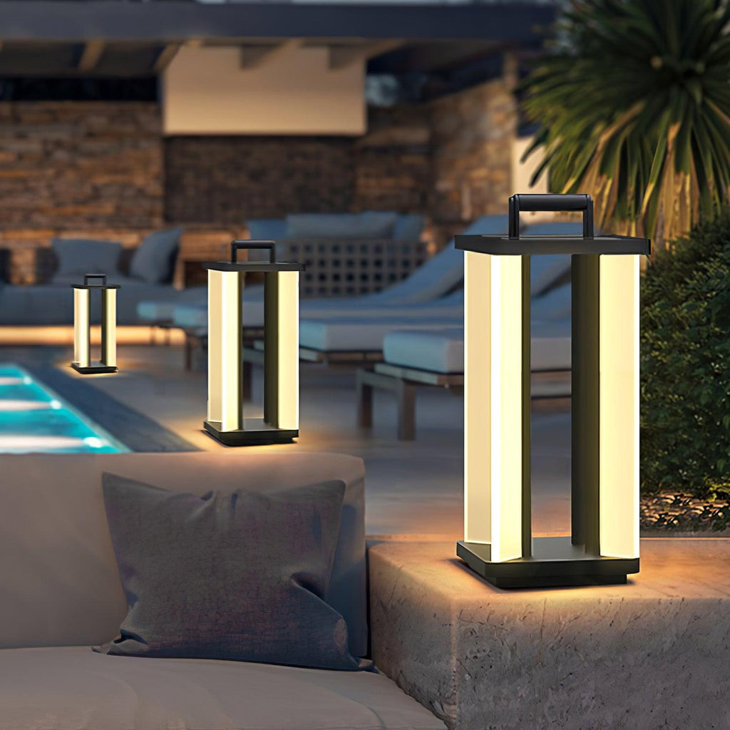 Metroluxe Exterior Light, Outdoor Wall Light, detail 6