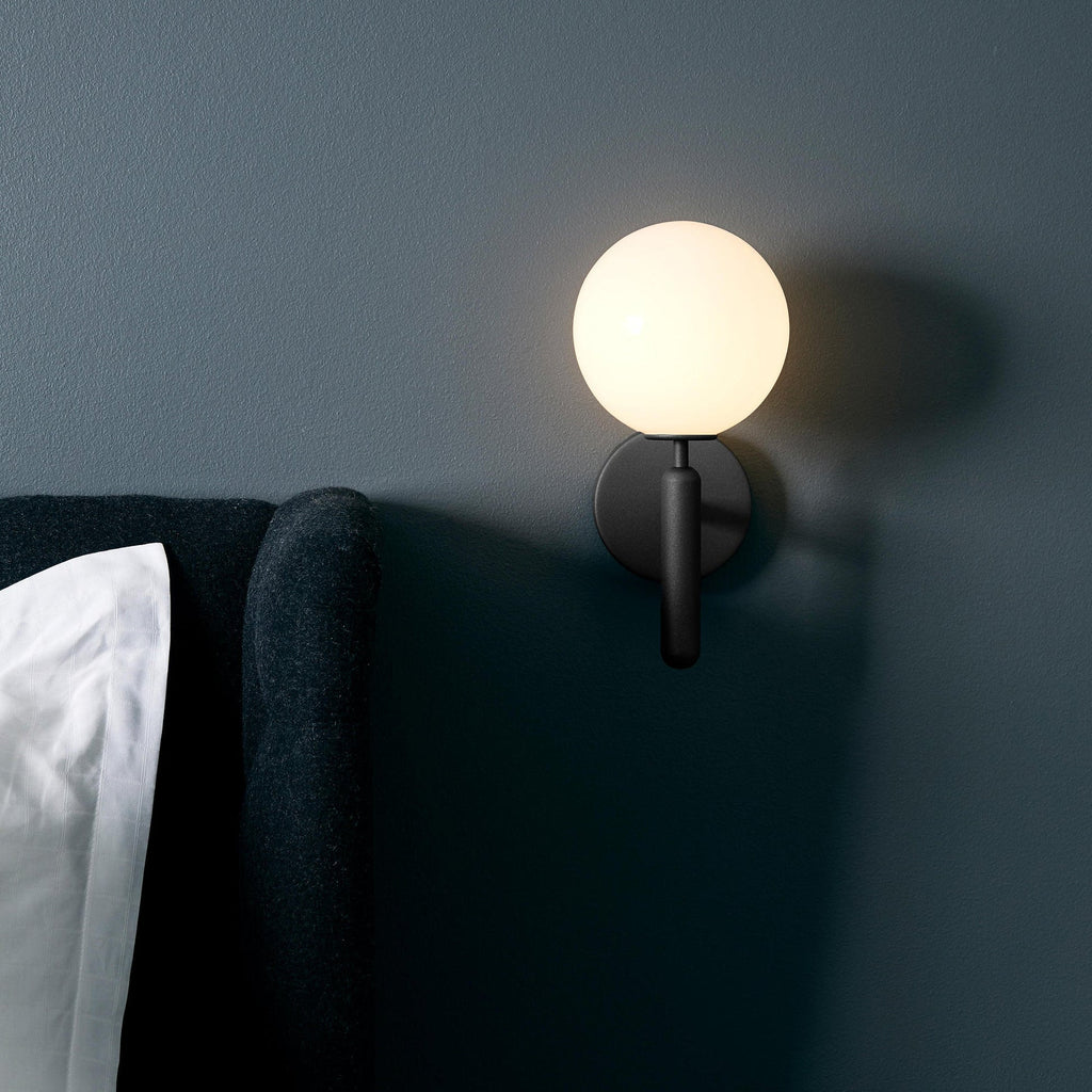 Miira Wall Light, Hardwired Wall Sconce, detail 4