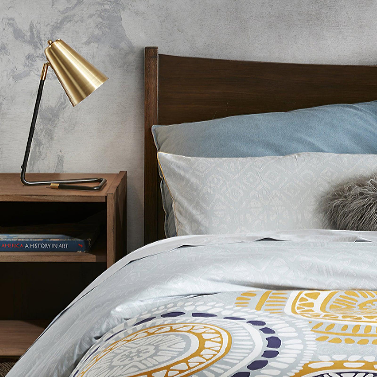 Miles Medium Accent Table Light, Bedside Table Lamp, detail 5