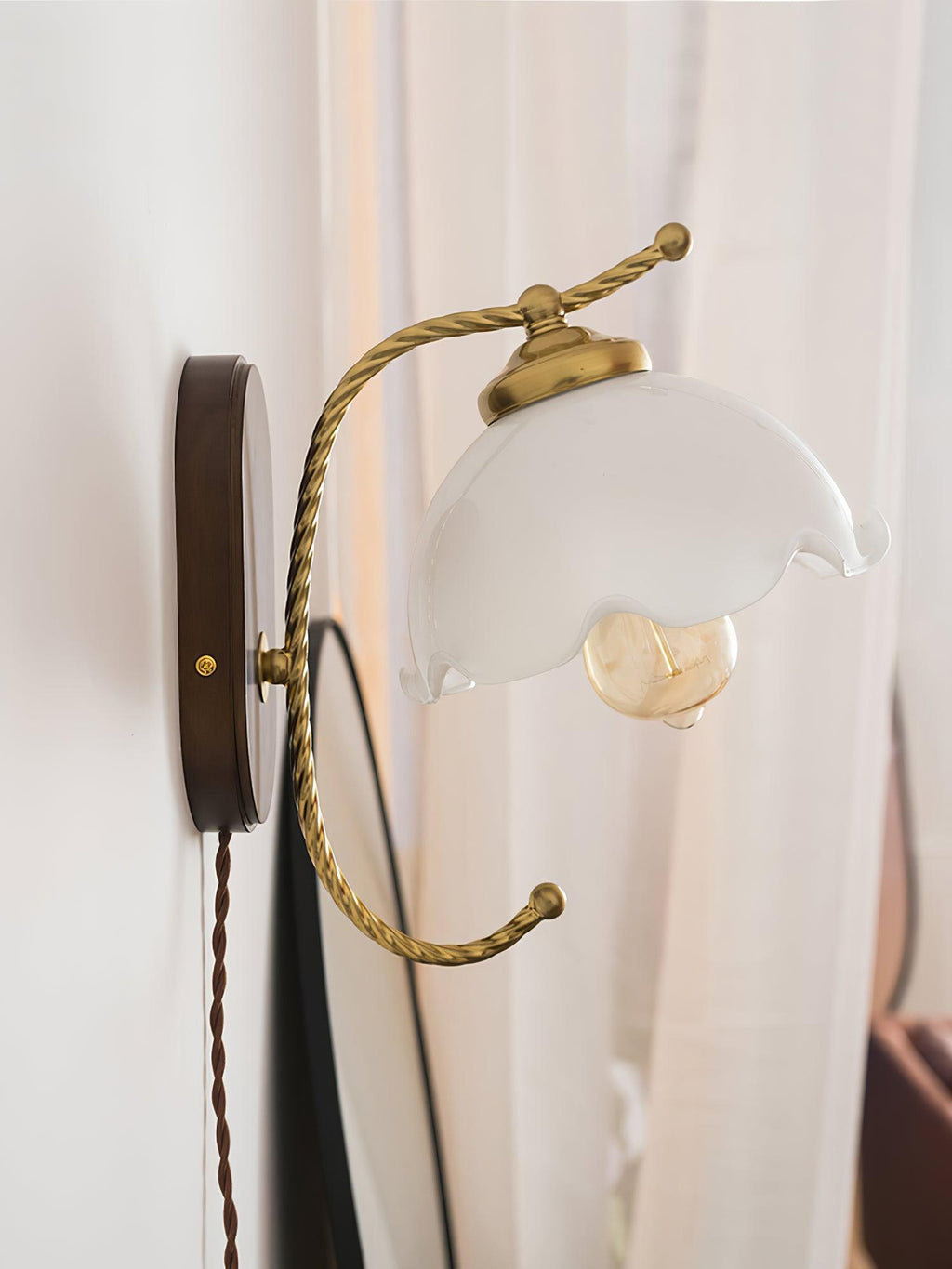 Milky Flower Wall Light, Plug-In Wall Sconce, detail 7