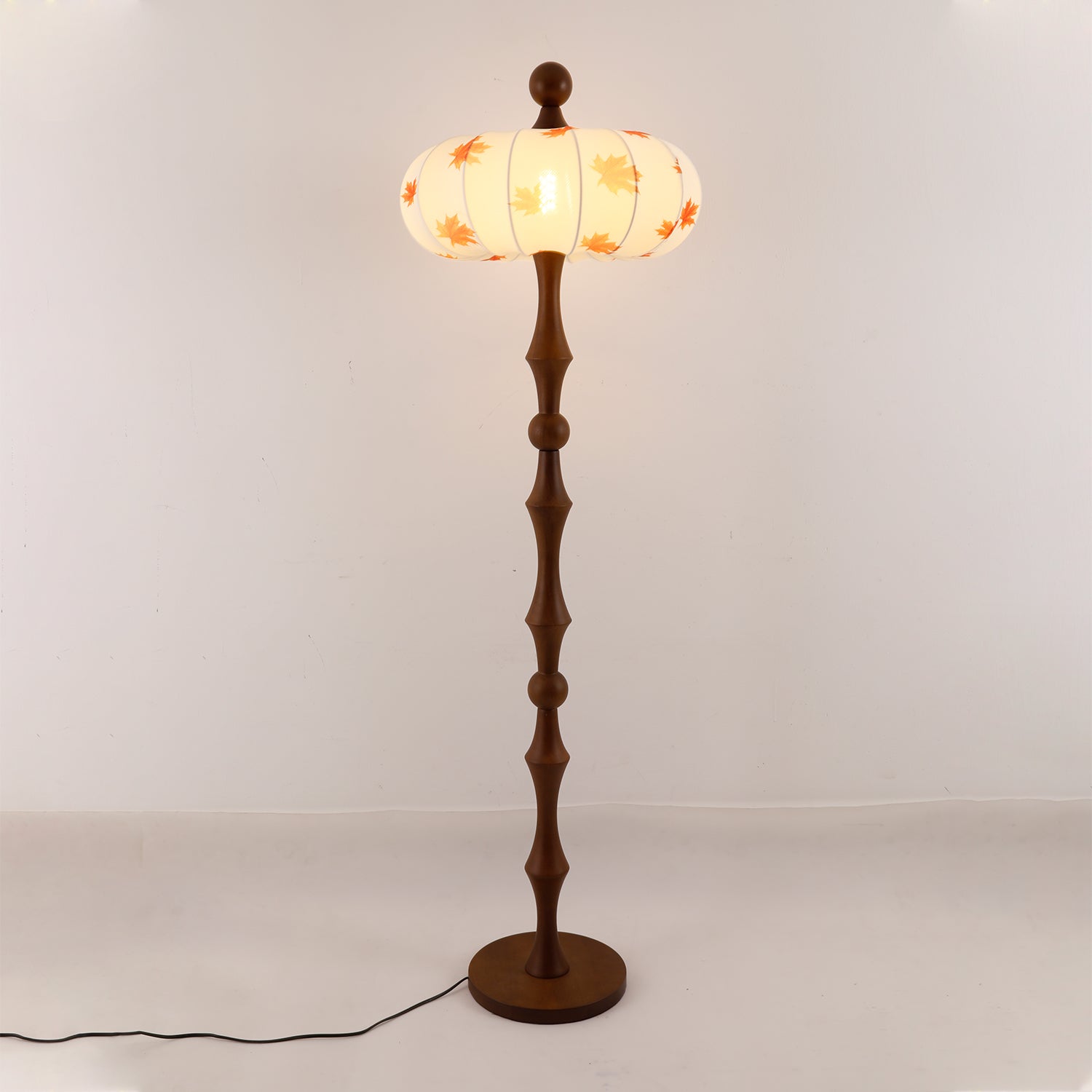 Milo Walnut Floor Light, Floor Lamp, detail 2