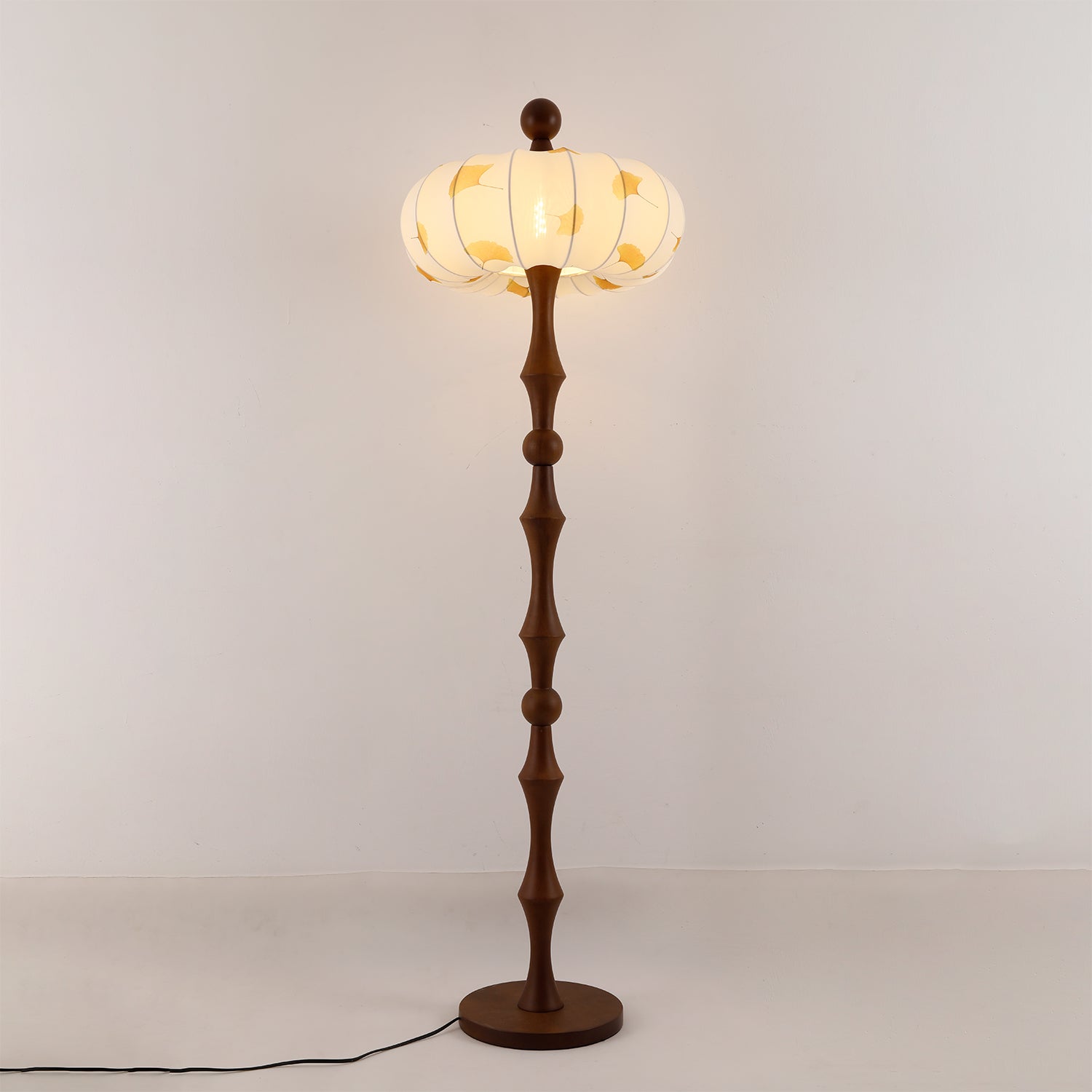Milo Gingko Floor Light, Floor Lamp, detail 2