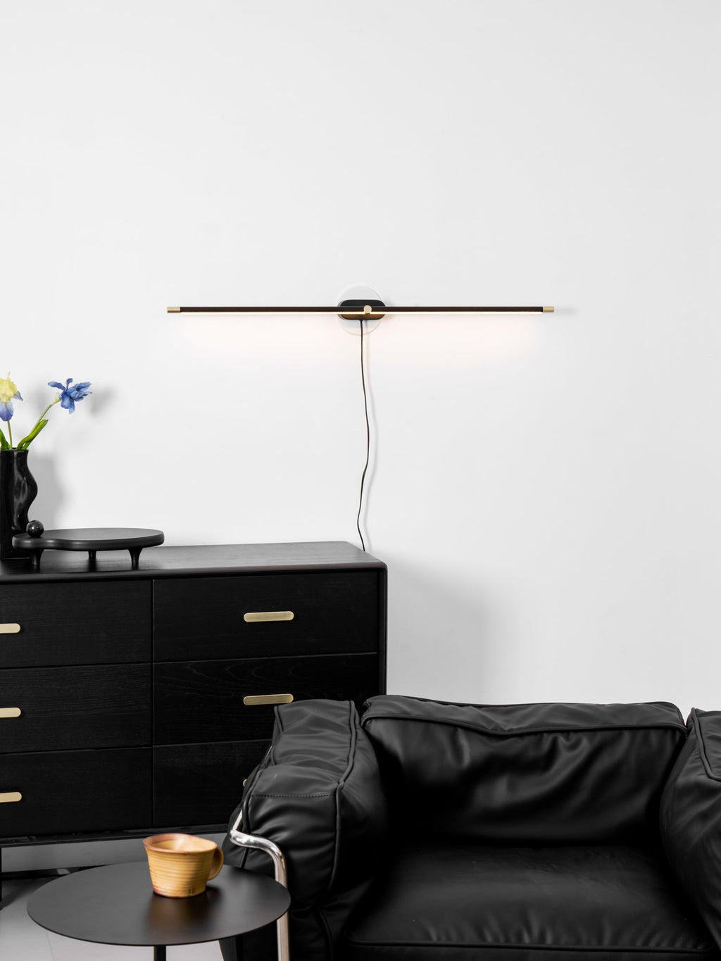 Clean-Lined Linear Plug-In Wall Light, Plug-In Wall Sconce, detail 33