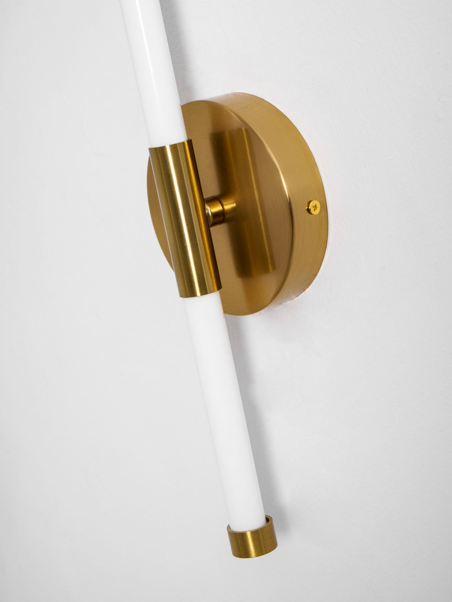 Clean-Lined Vertical Wall Light, Hardwired Wall Sconce, detail 50