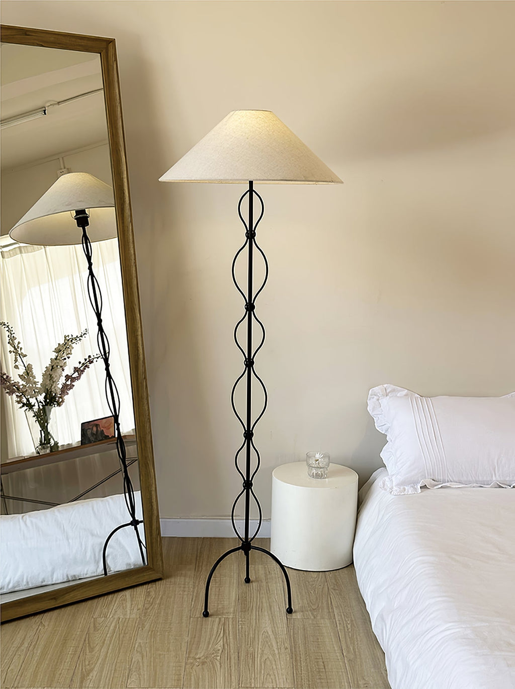 Clean-Lined Iron Twist Floor Light, Floor Lamp, detail 5
