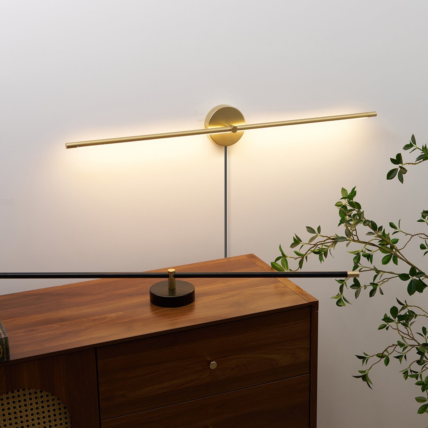 Clean-Lined Linear Plug-In LED Wall Light, Plug-In Wall Sconce, detail 12