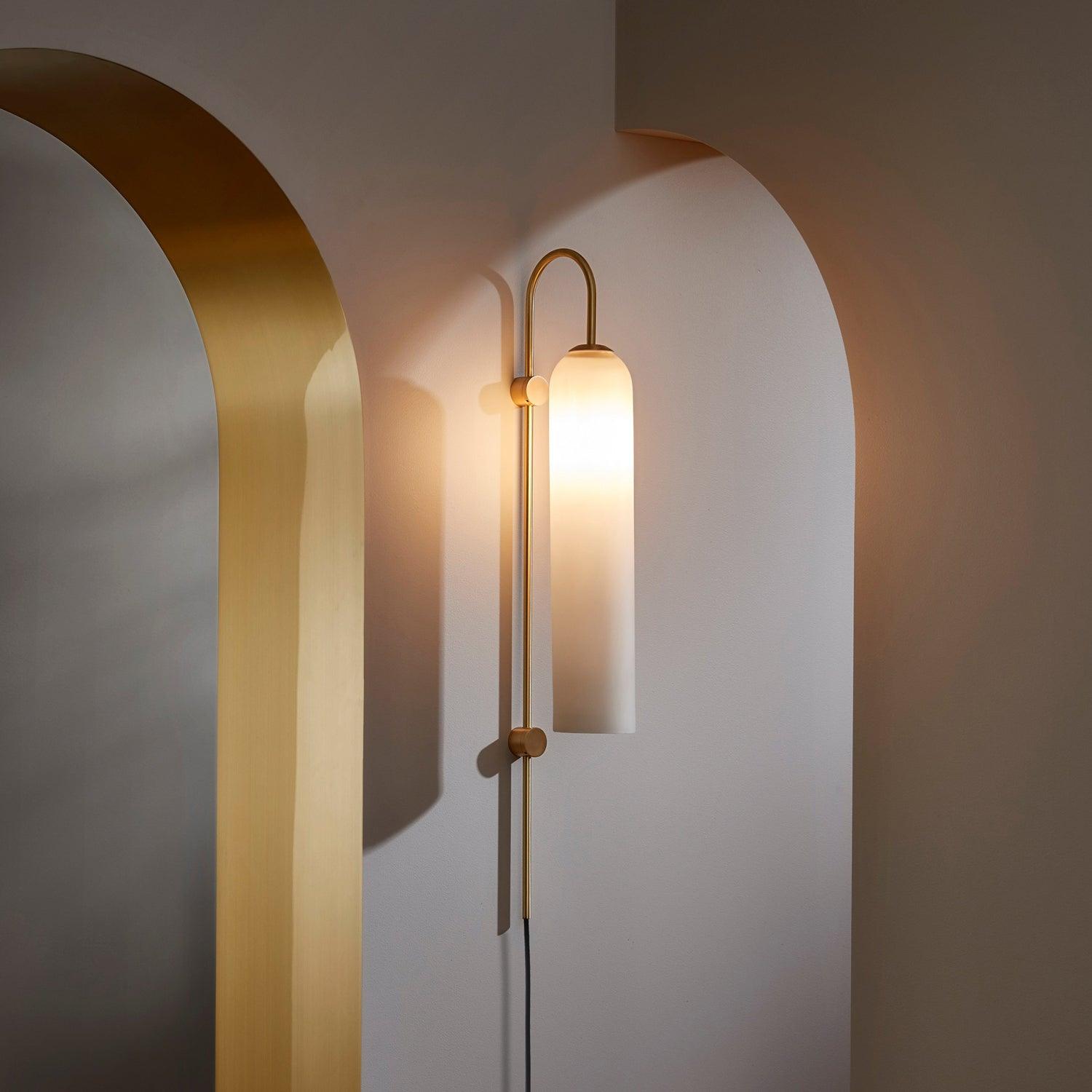 Contemporary Glass Plug-In Wall Light, Plug-In Wall Sconce, detail 2